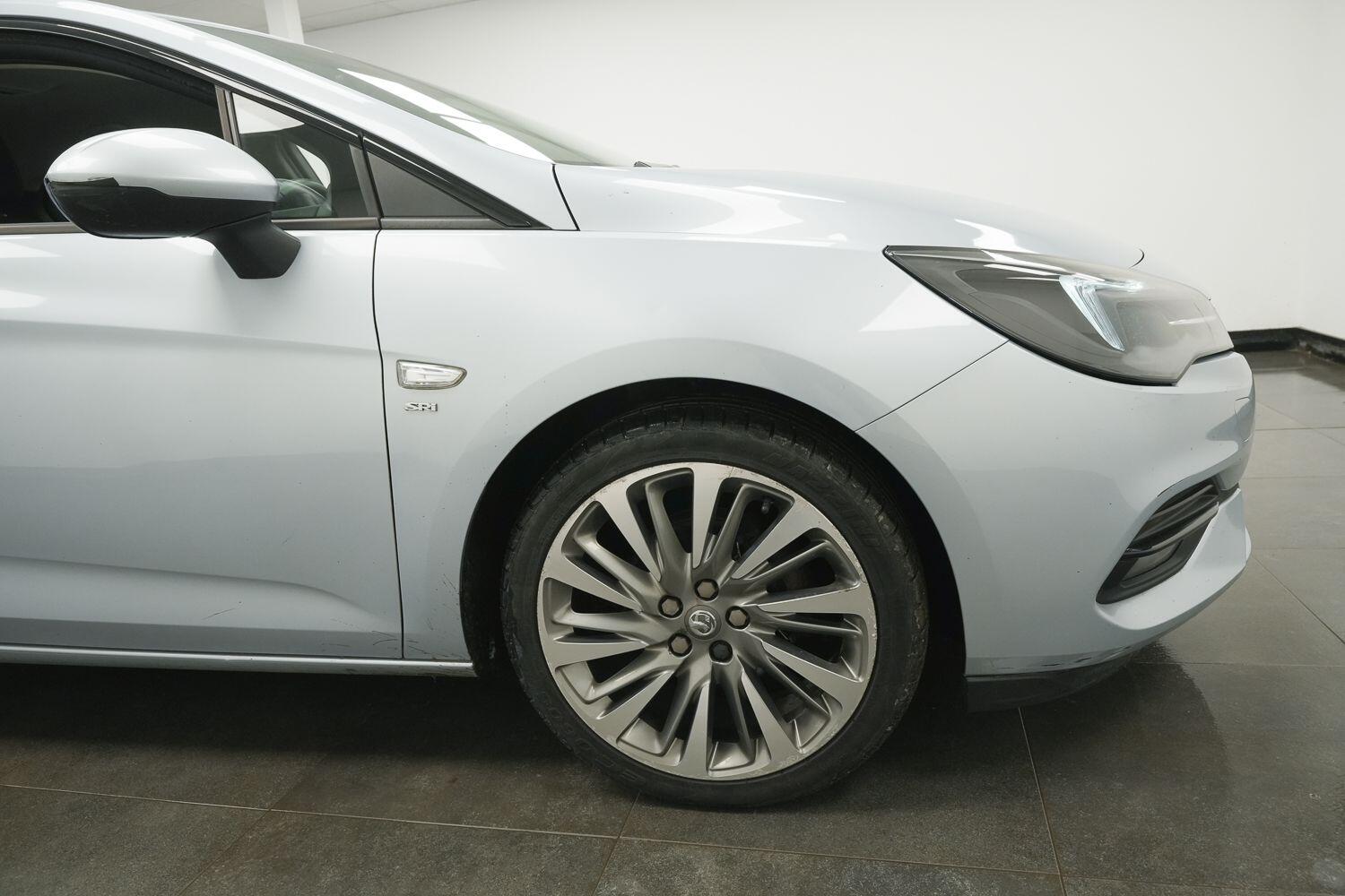 Vauxhall Astra view 16
