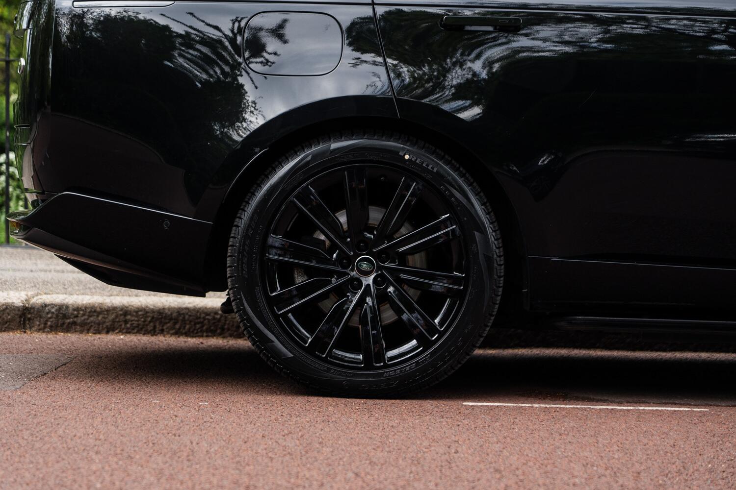 Land Rover Range Rover view 7