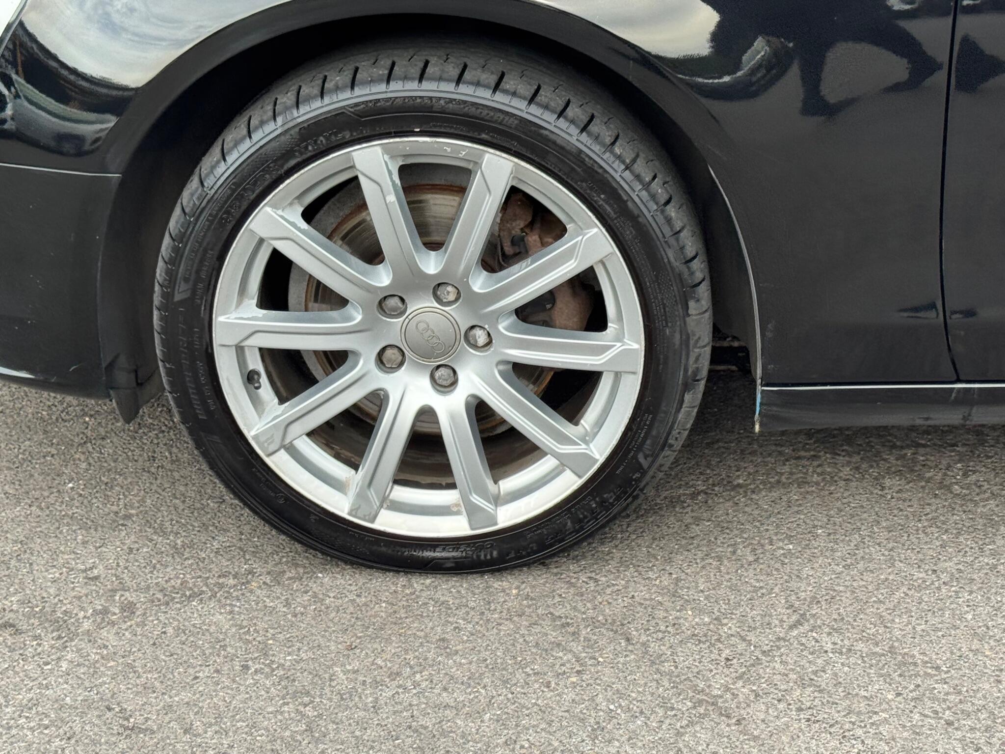 Audi A4 view 31