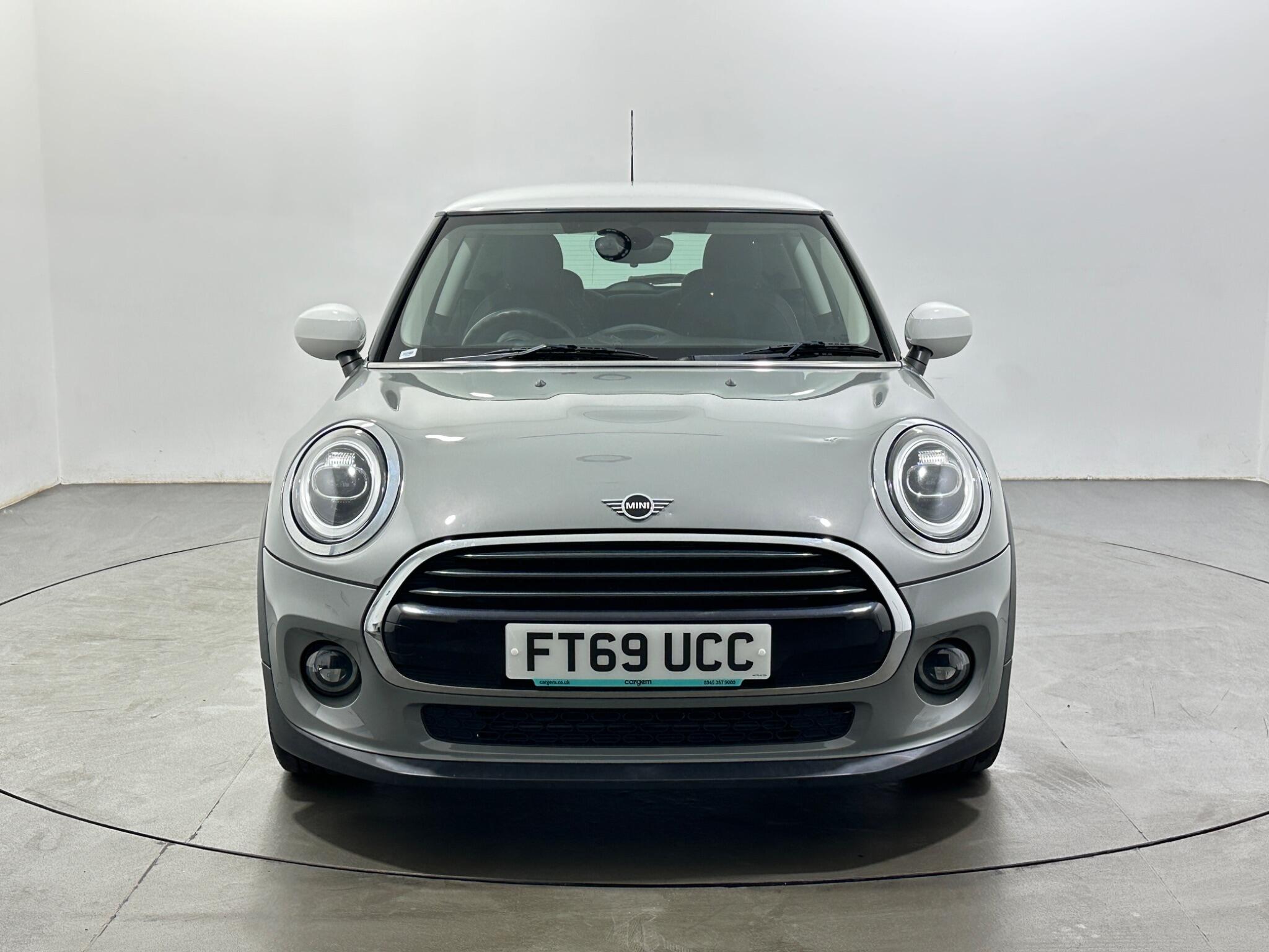 Mini Hatch view 3