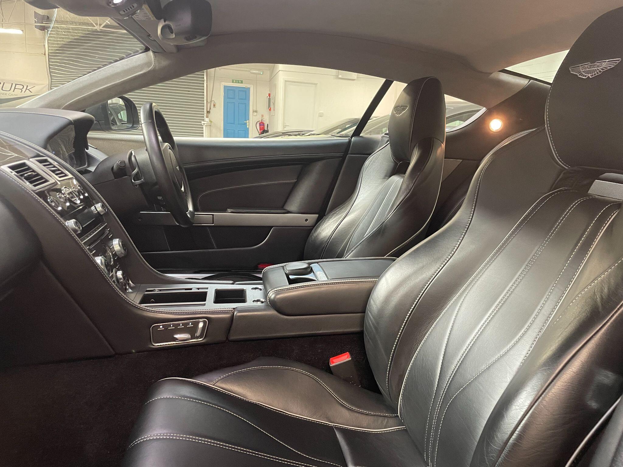 Aston Martin DB9 view 13