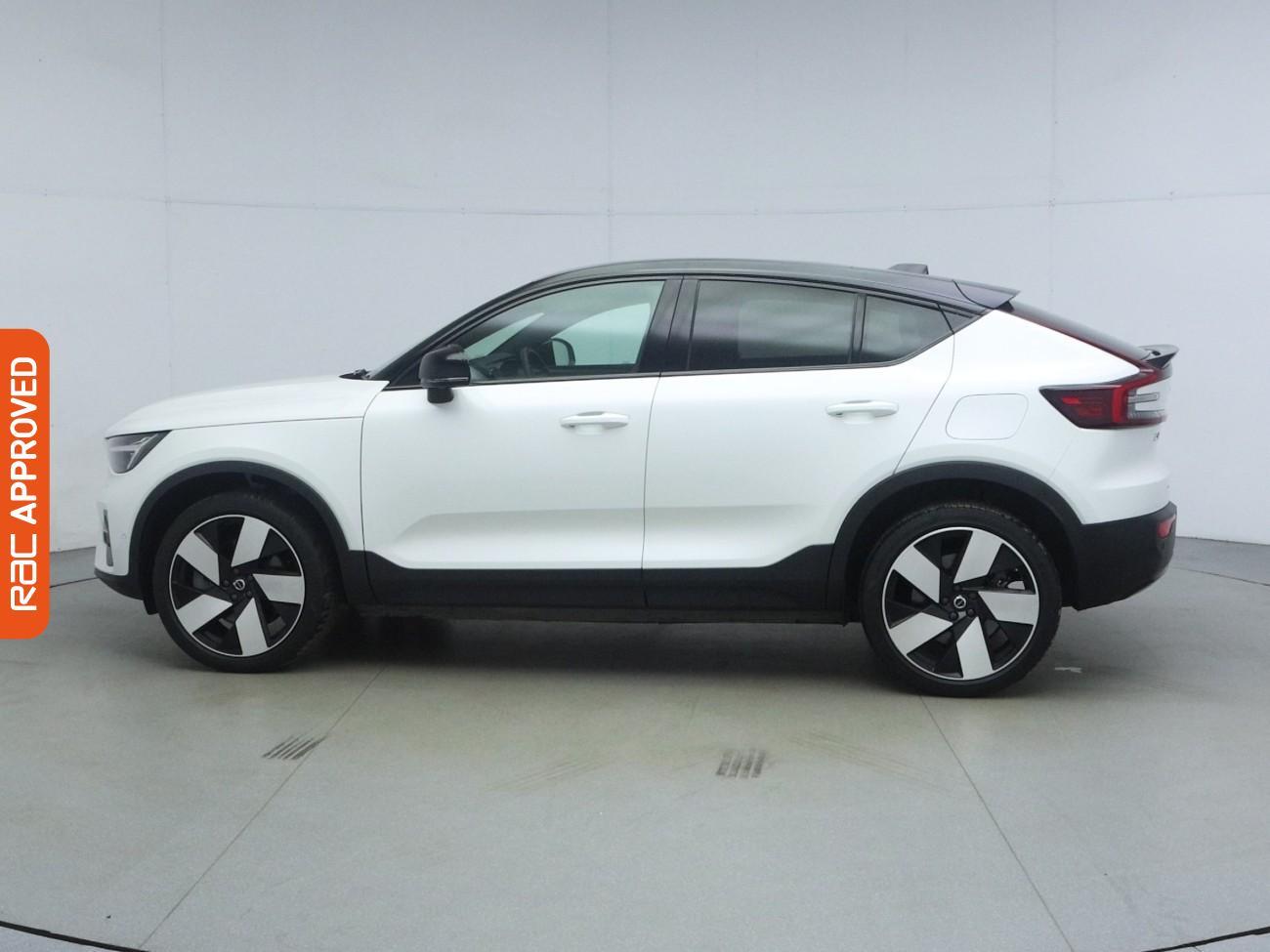Volvo C40 view 34