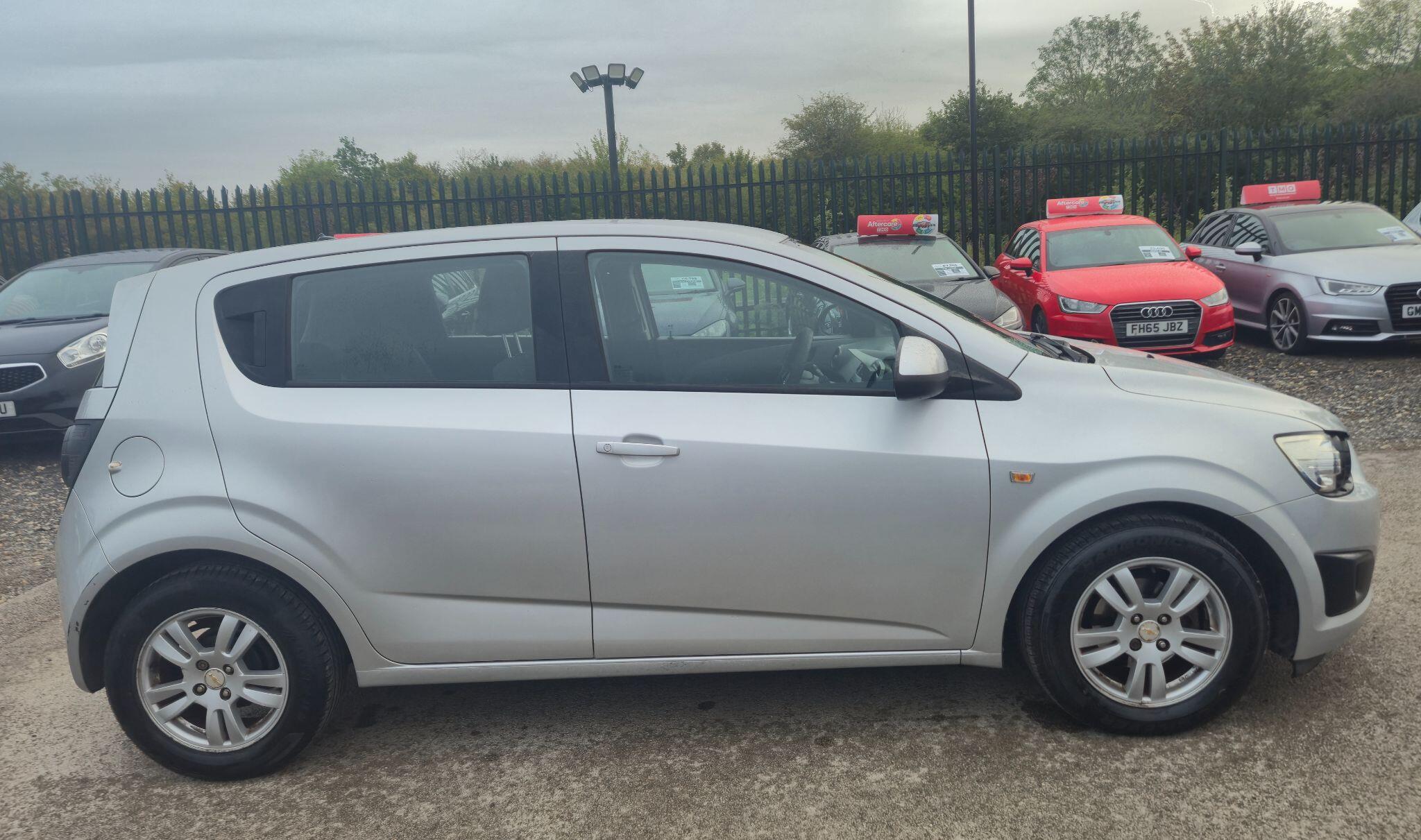 Chevrolet Aveo view 7