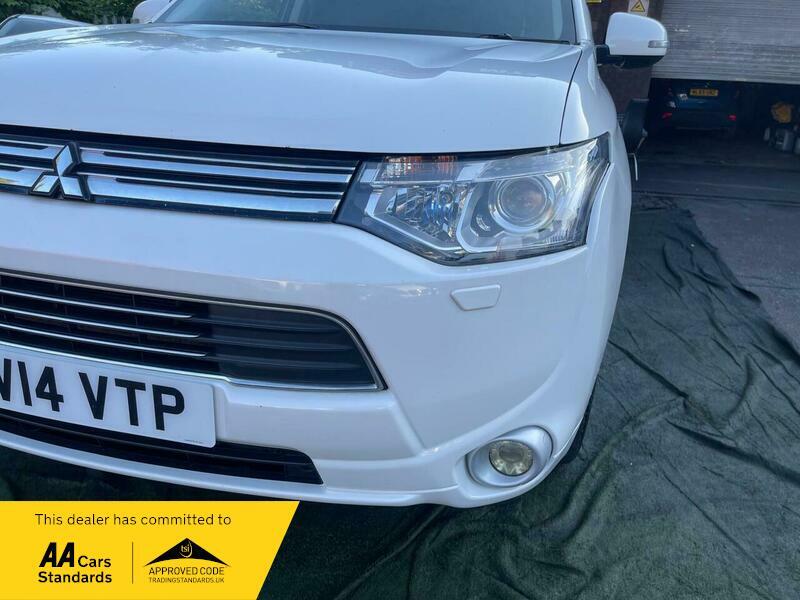2014 Mitsubishi Outlander image 71
