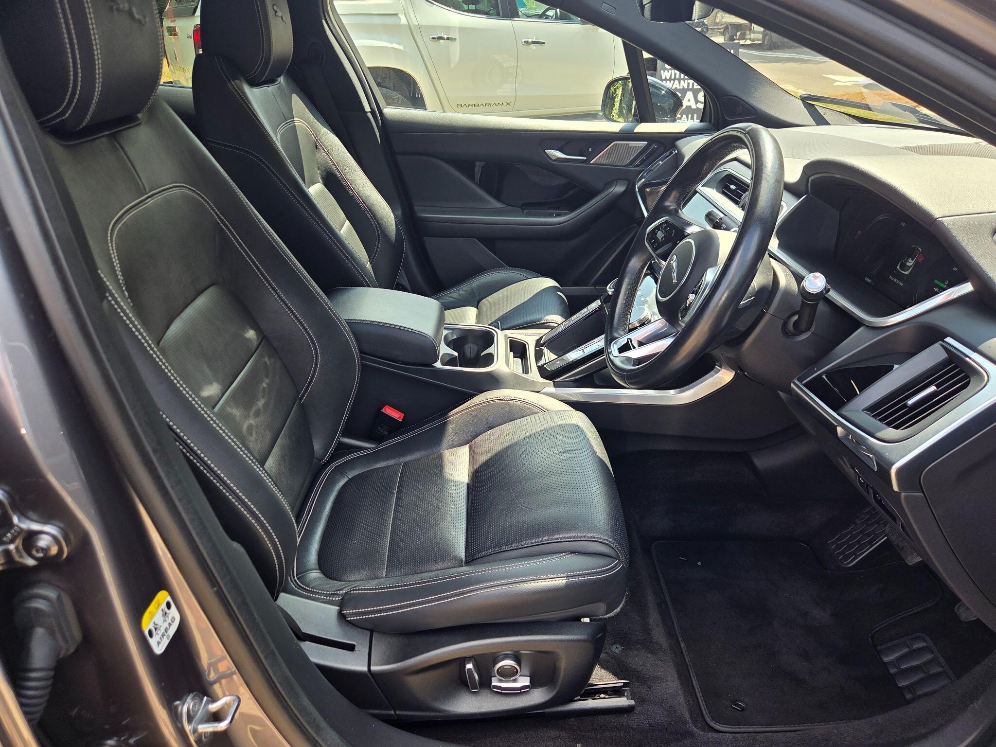 Jaguar I-Pace view 4