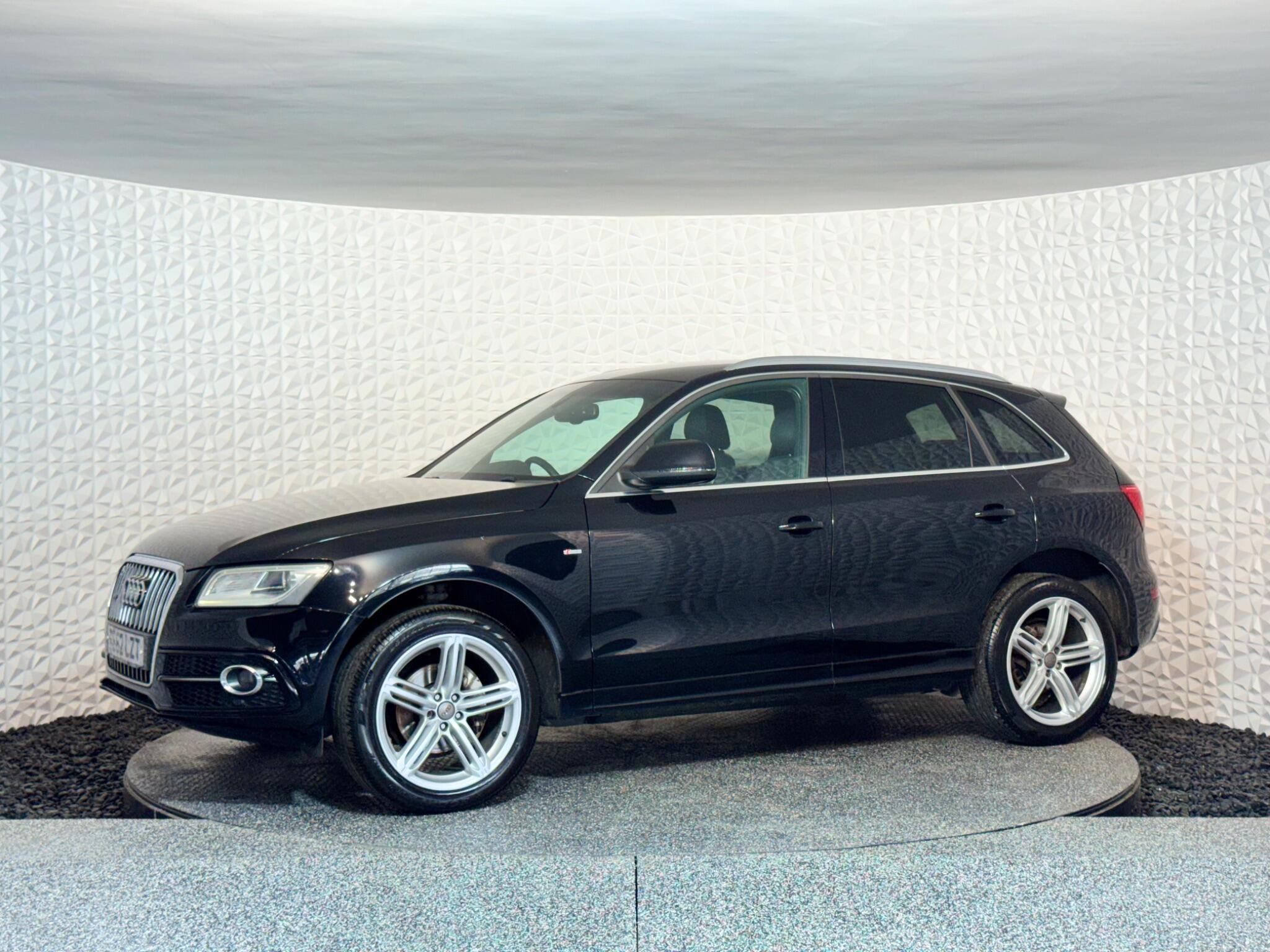 Audi Q5 view 15