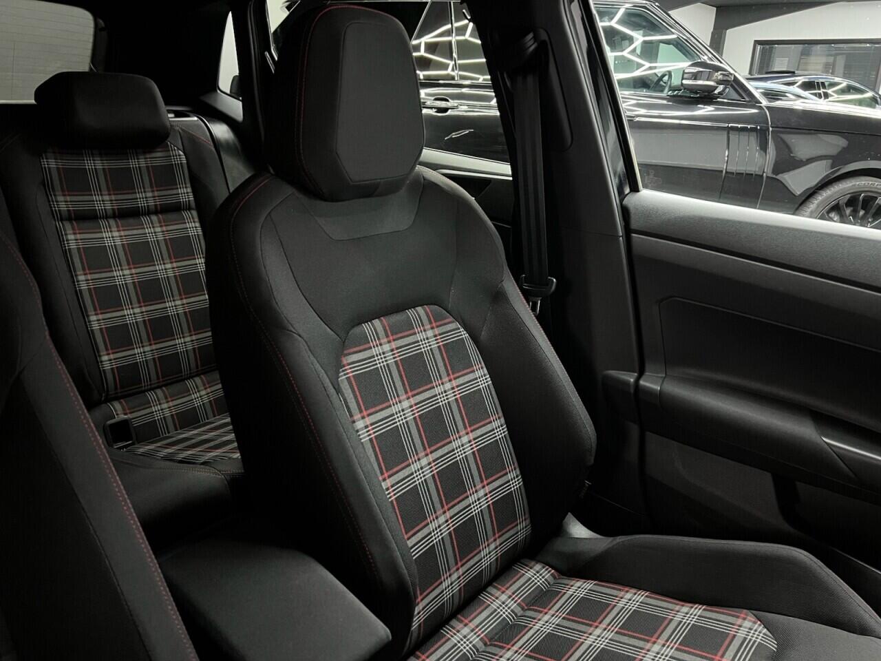 Volkswagen Polo view 37