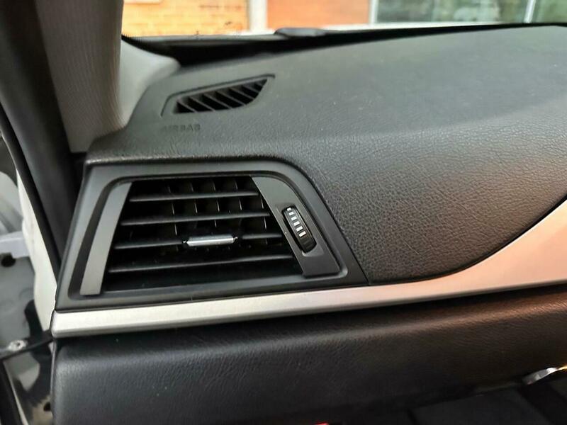 2014 BMW 3 Series 2.0 320d ED EfficientDynamics Business Auto Euro 5 (s/s) 4dr • 90,200 miles image 43
