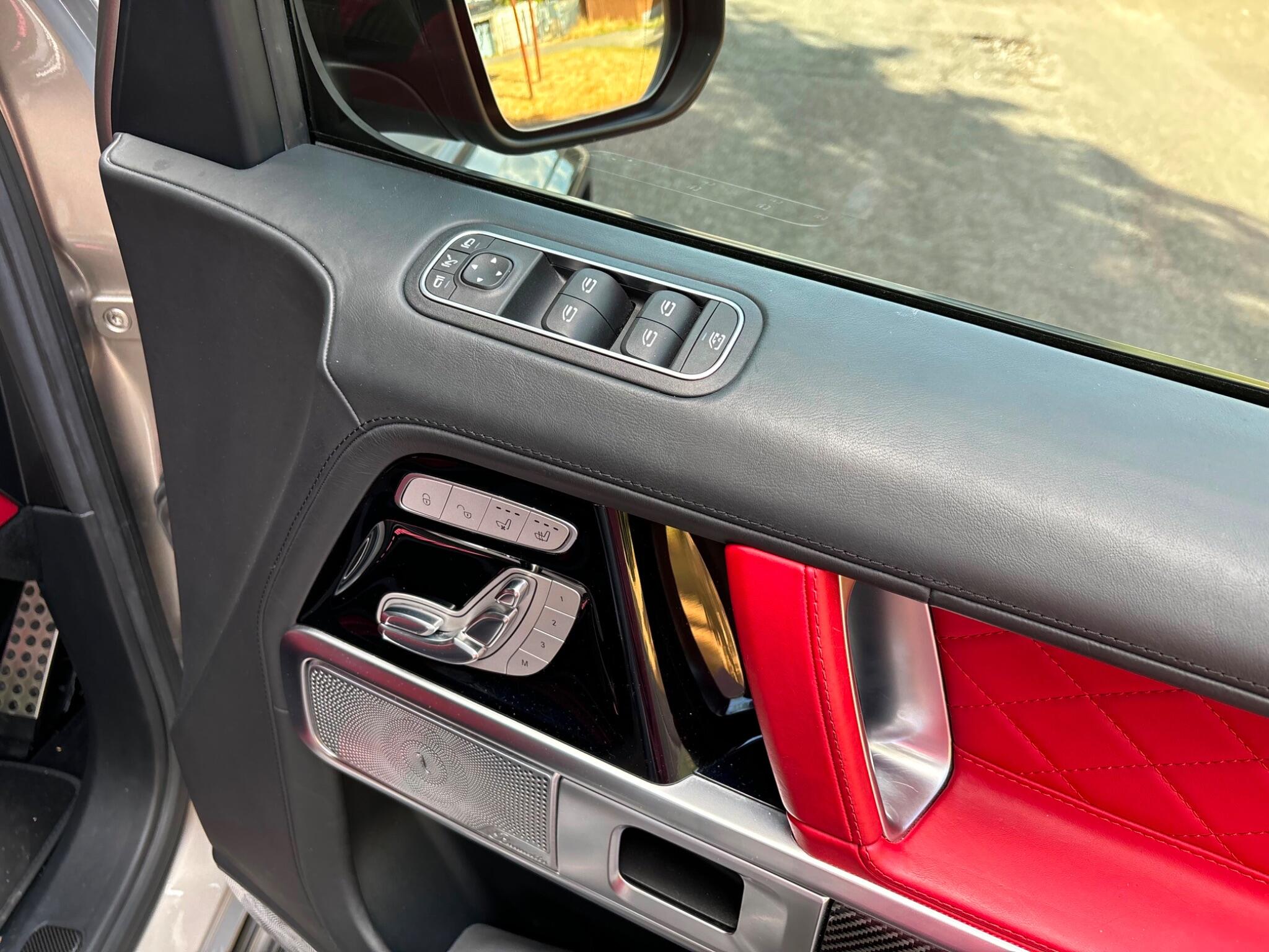 Mercedes-Benz G Class view 10