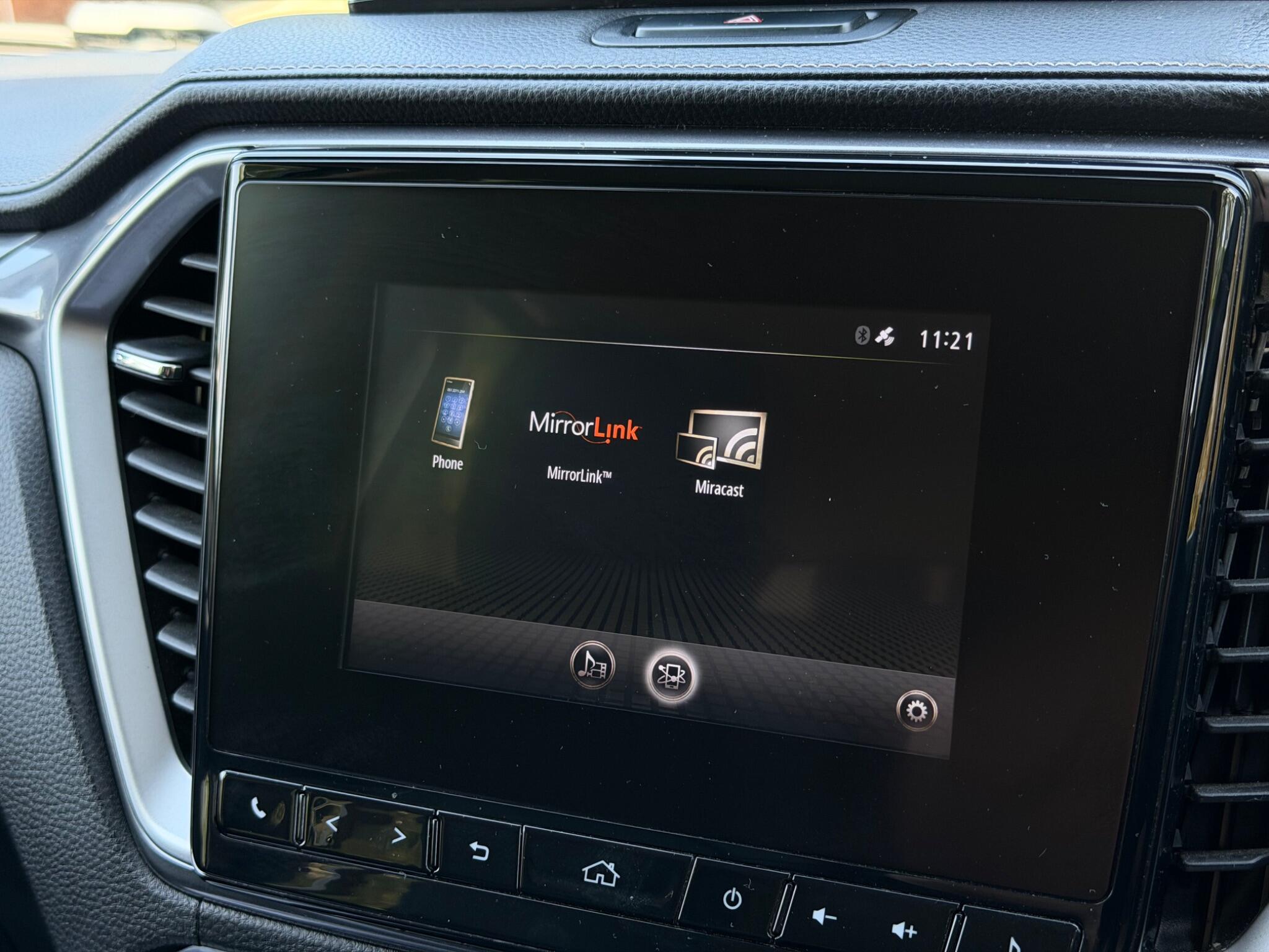 Isuzu D-Max view 34
