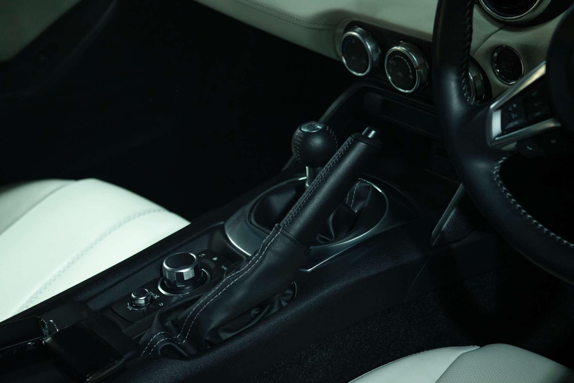 Mazda MX-5 view 23