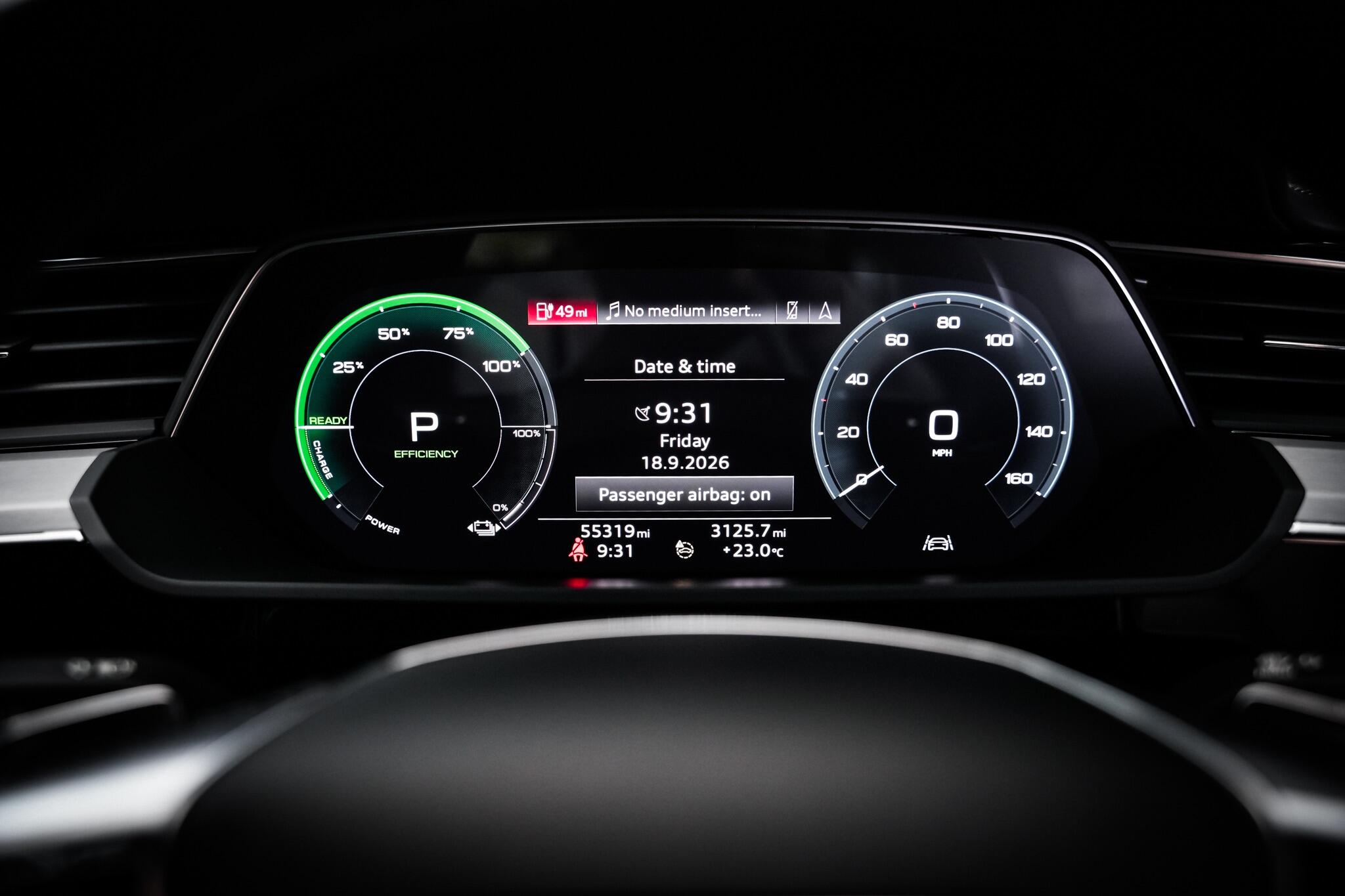 Audi E-Tron view 20