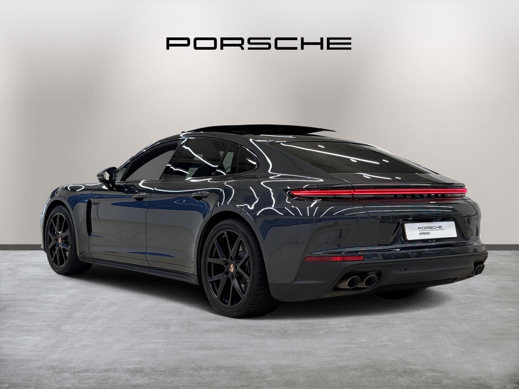 Porsche Panamera view 5