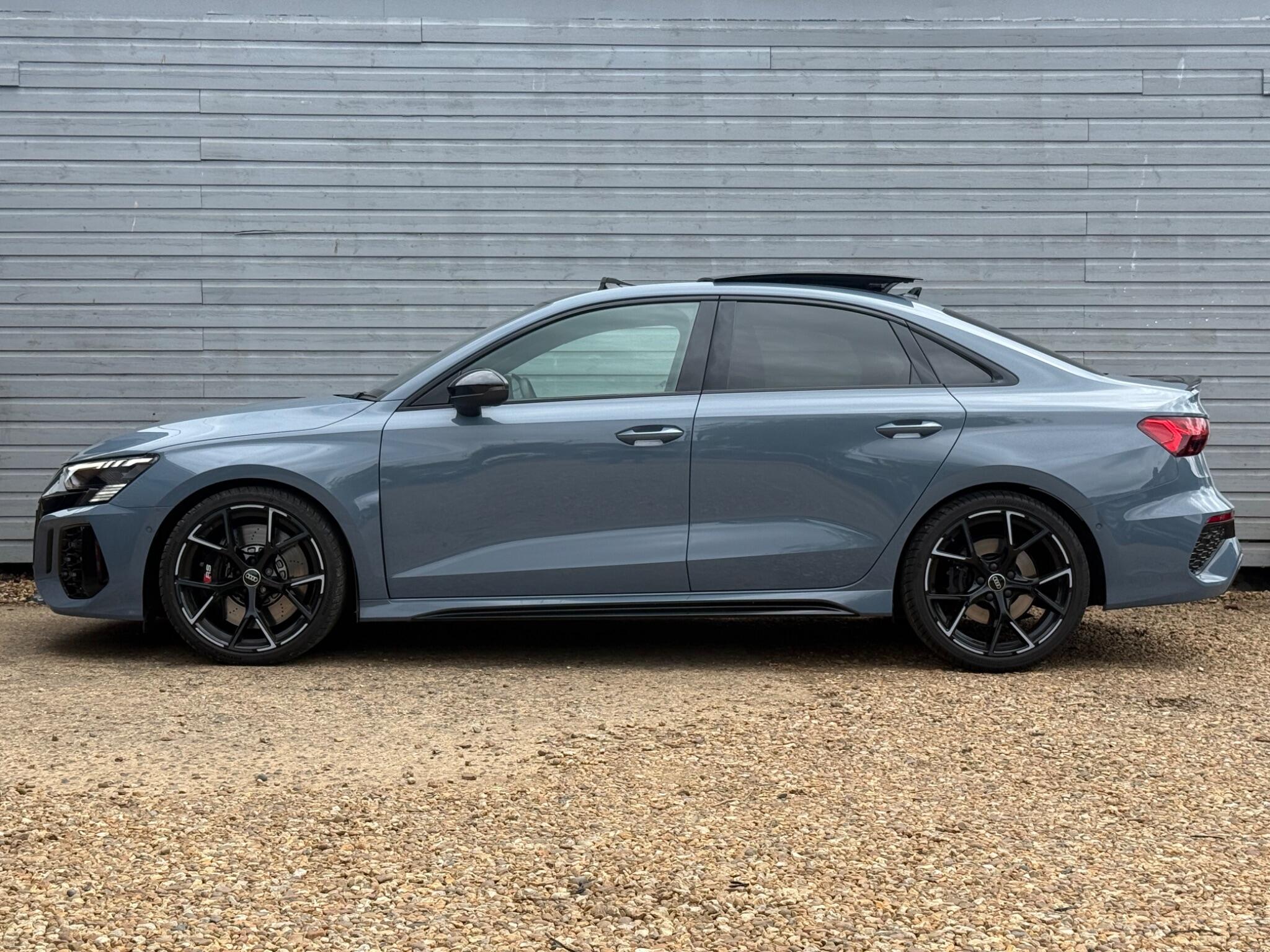 Audi RS3 view 8