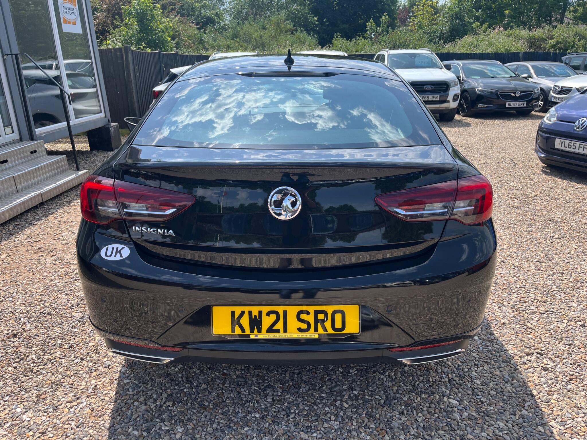 Vauxhall Insignia view 5