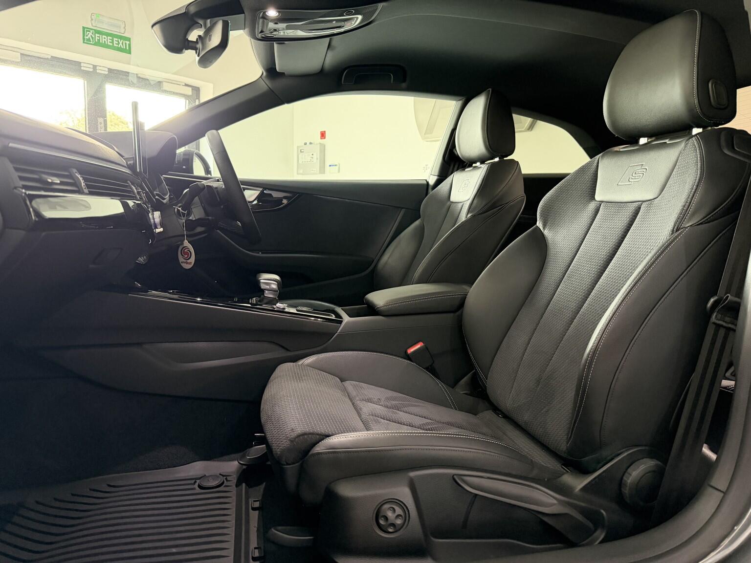 Audi A5 view 30