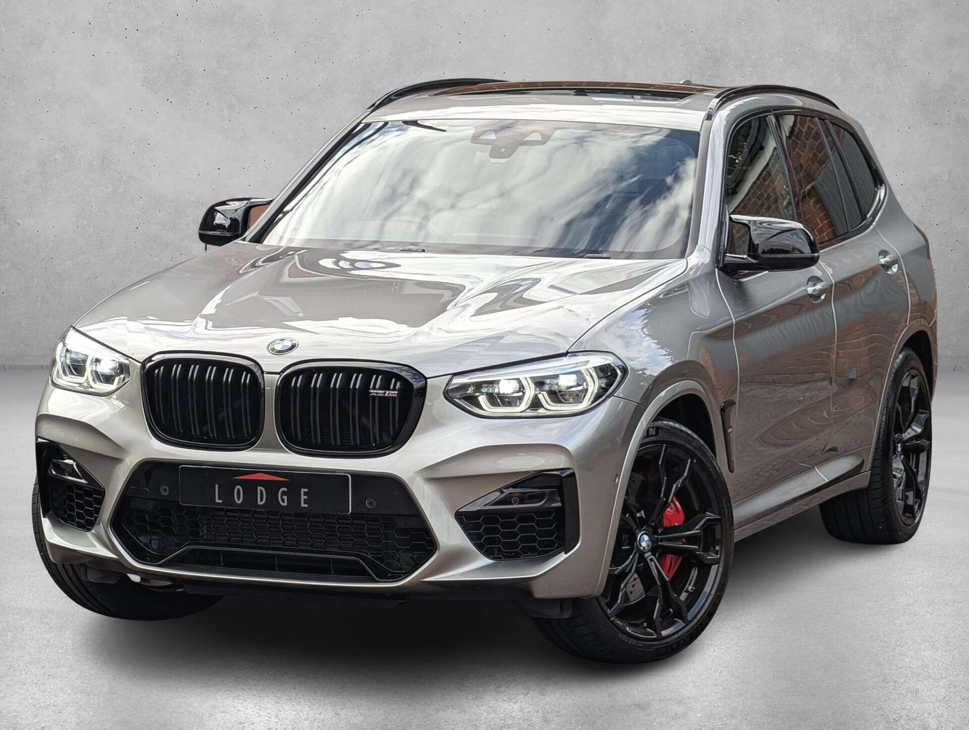 BMW X3 M view 3