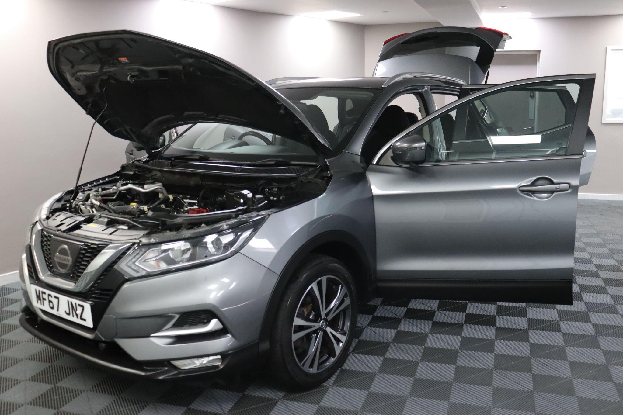 Nissan Qashqai view 2