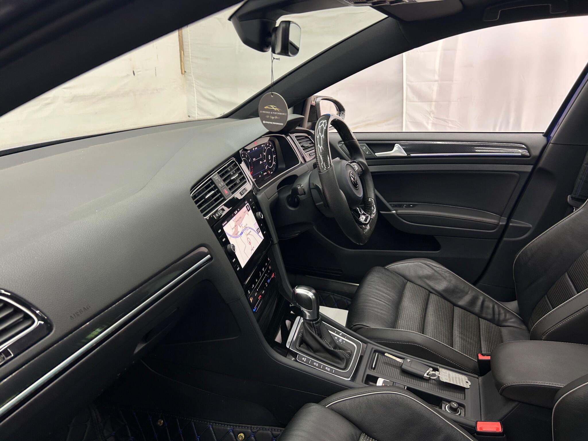 Volkswagen Golf view 47