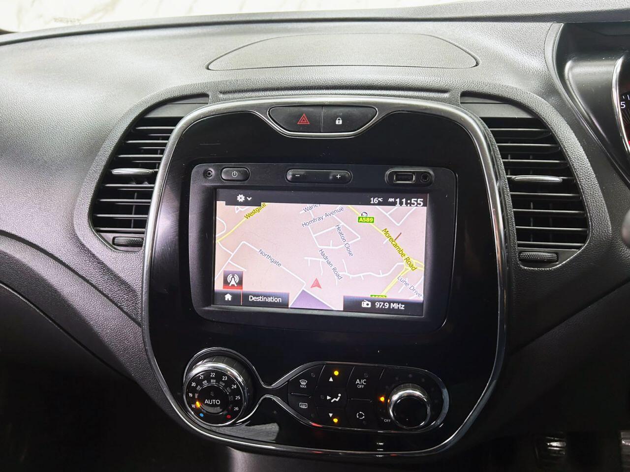 Renault Captur view 18