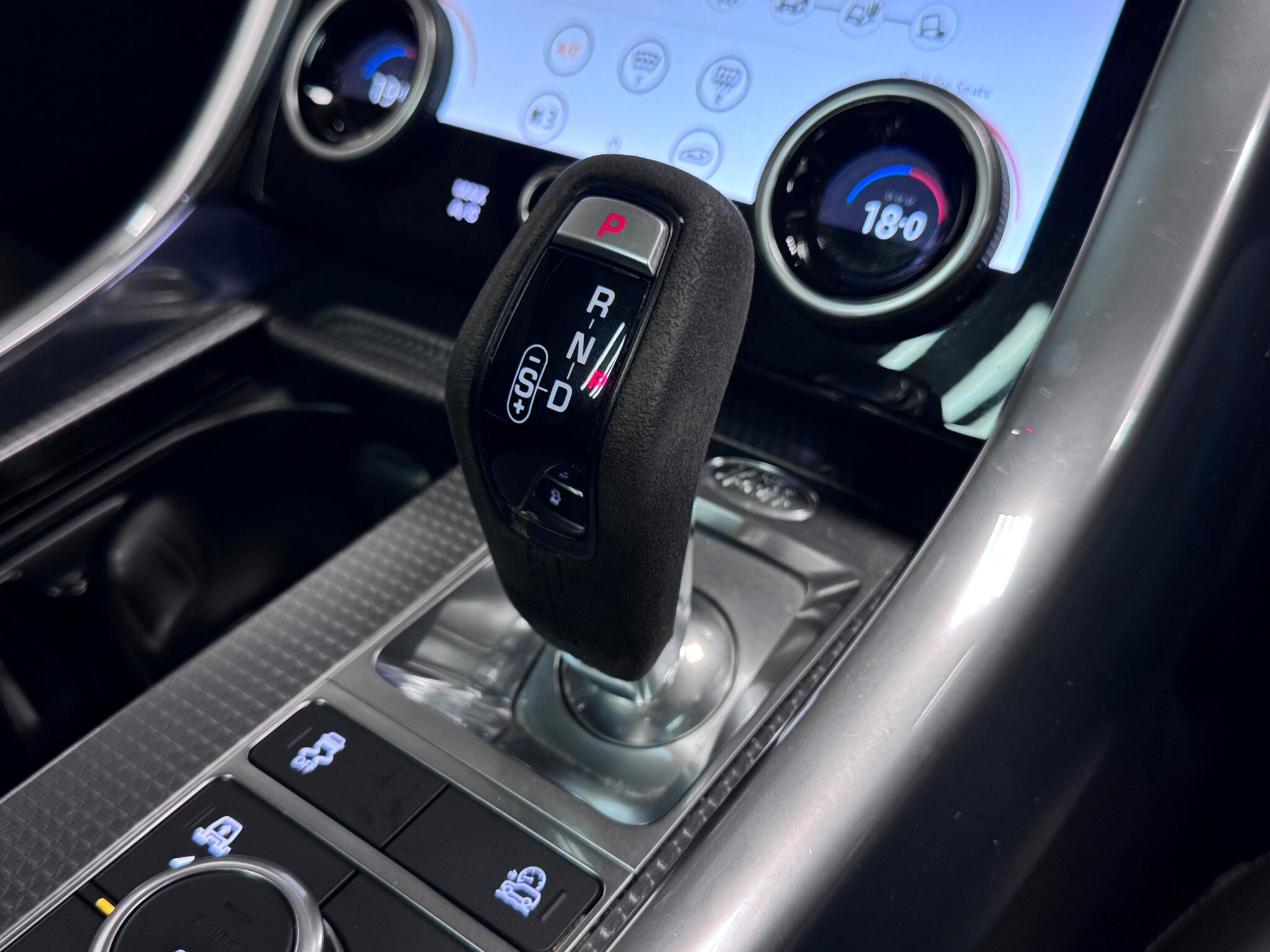 Land Rover Range Rover Sport view 44