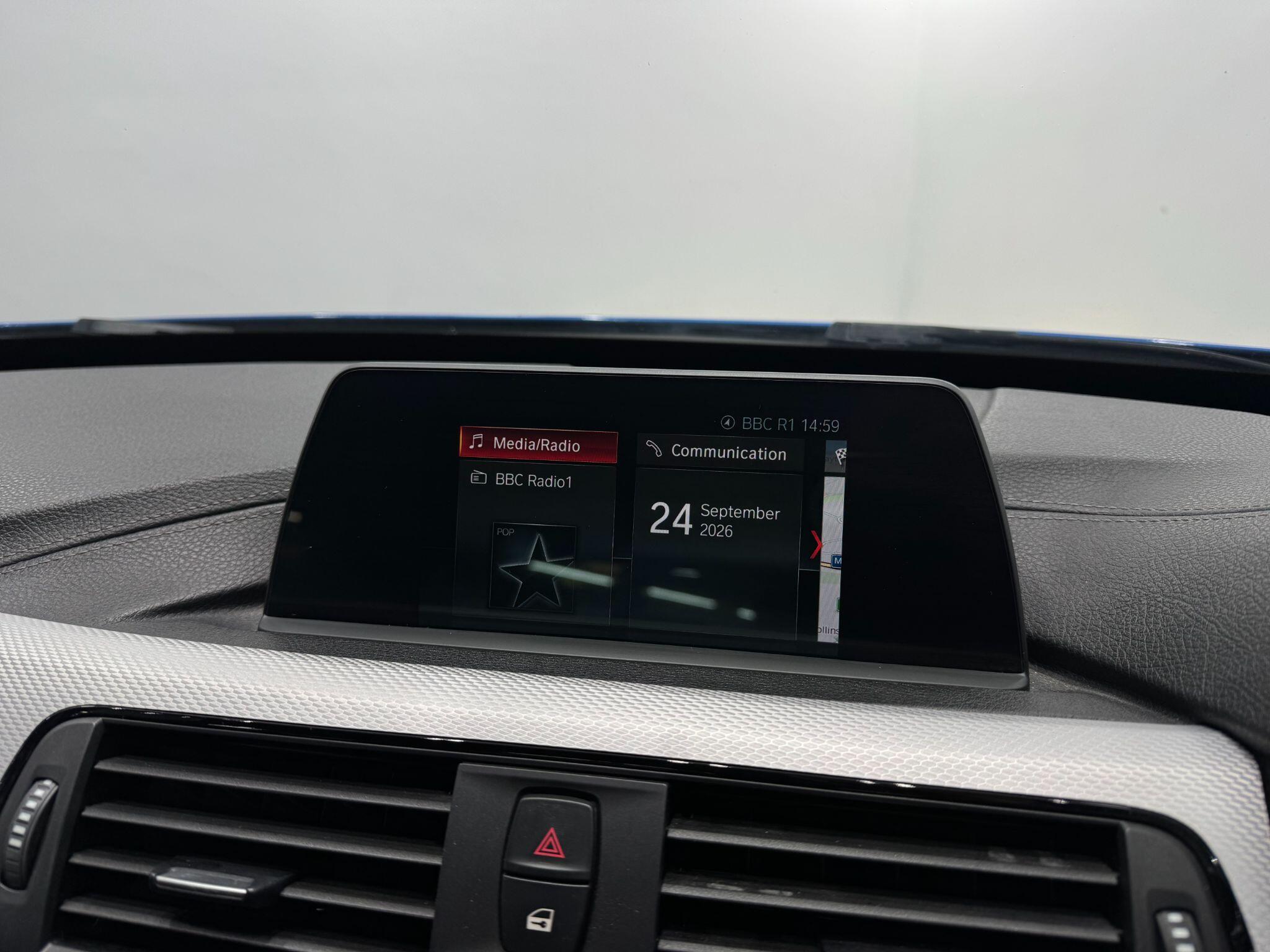 BMW 3 Series view 36