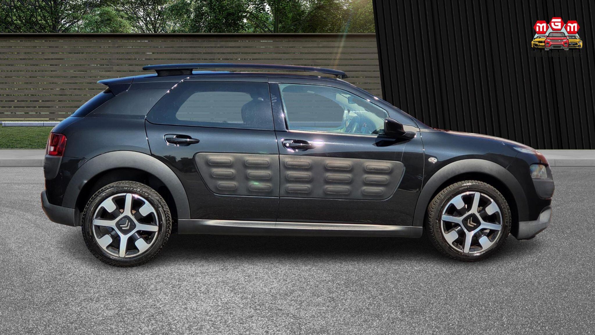 Citroen C4 Cactus view 8