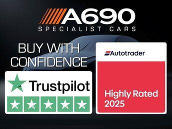 Land Rover Defender 110 view 49