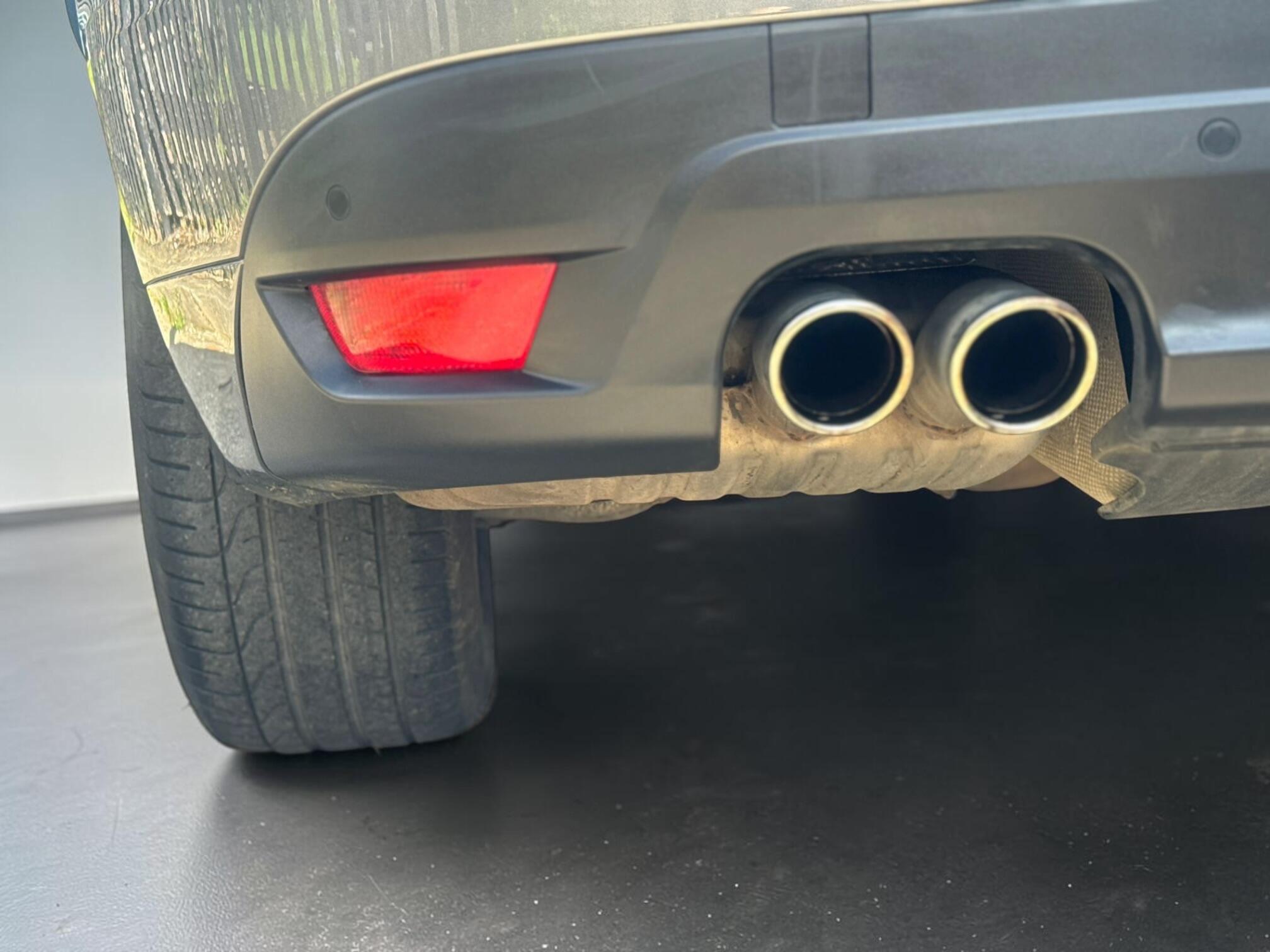 Jaguar F-Pace view 43