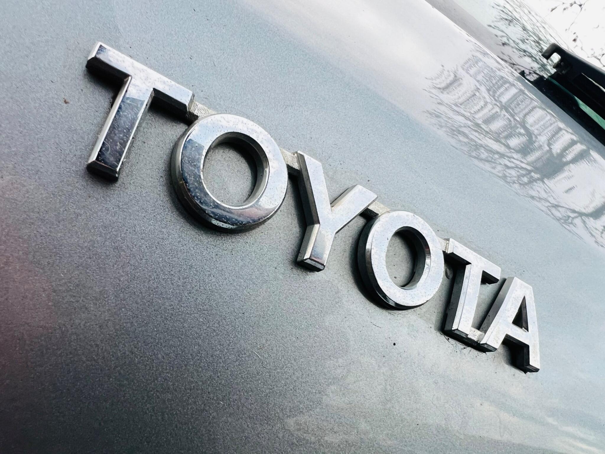 2010 Toyota Yaris 1.33 Dual VVT-i TR Euro 4 (s/s) 3dr • 91,593 miles image 48