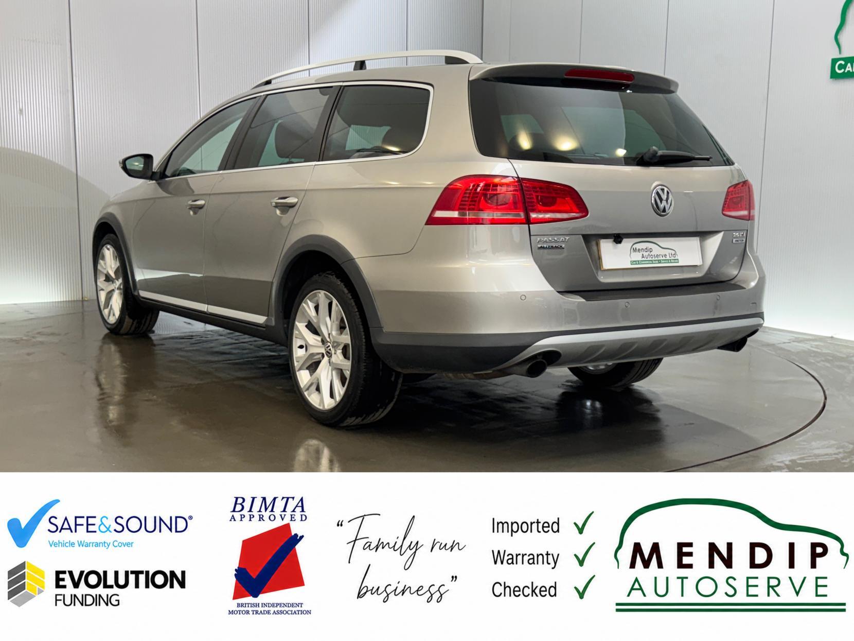 Volkswagen Passat view 17