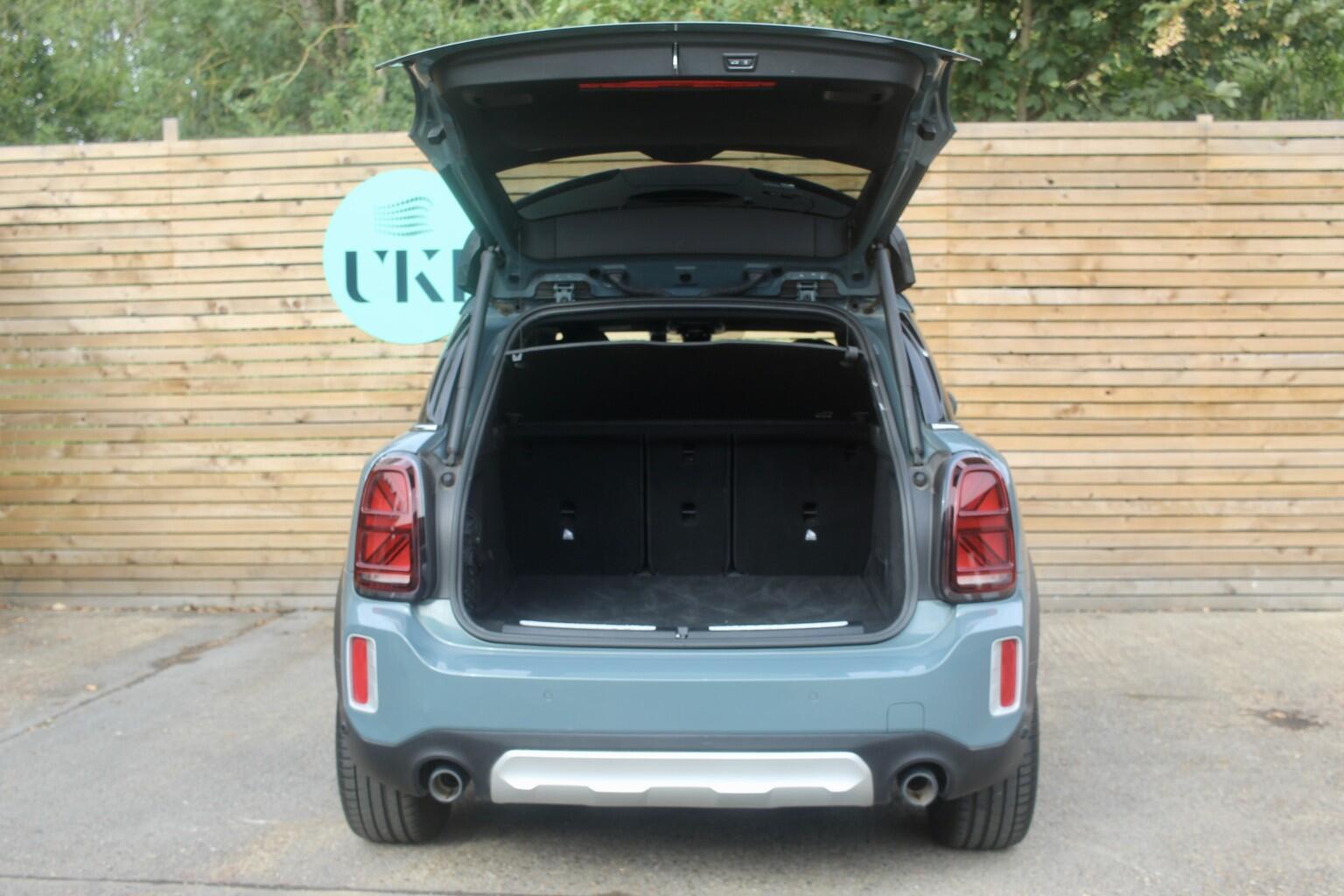 Mini Countryman view 31