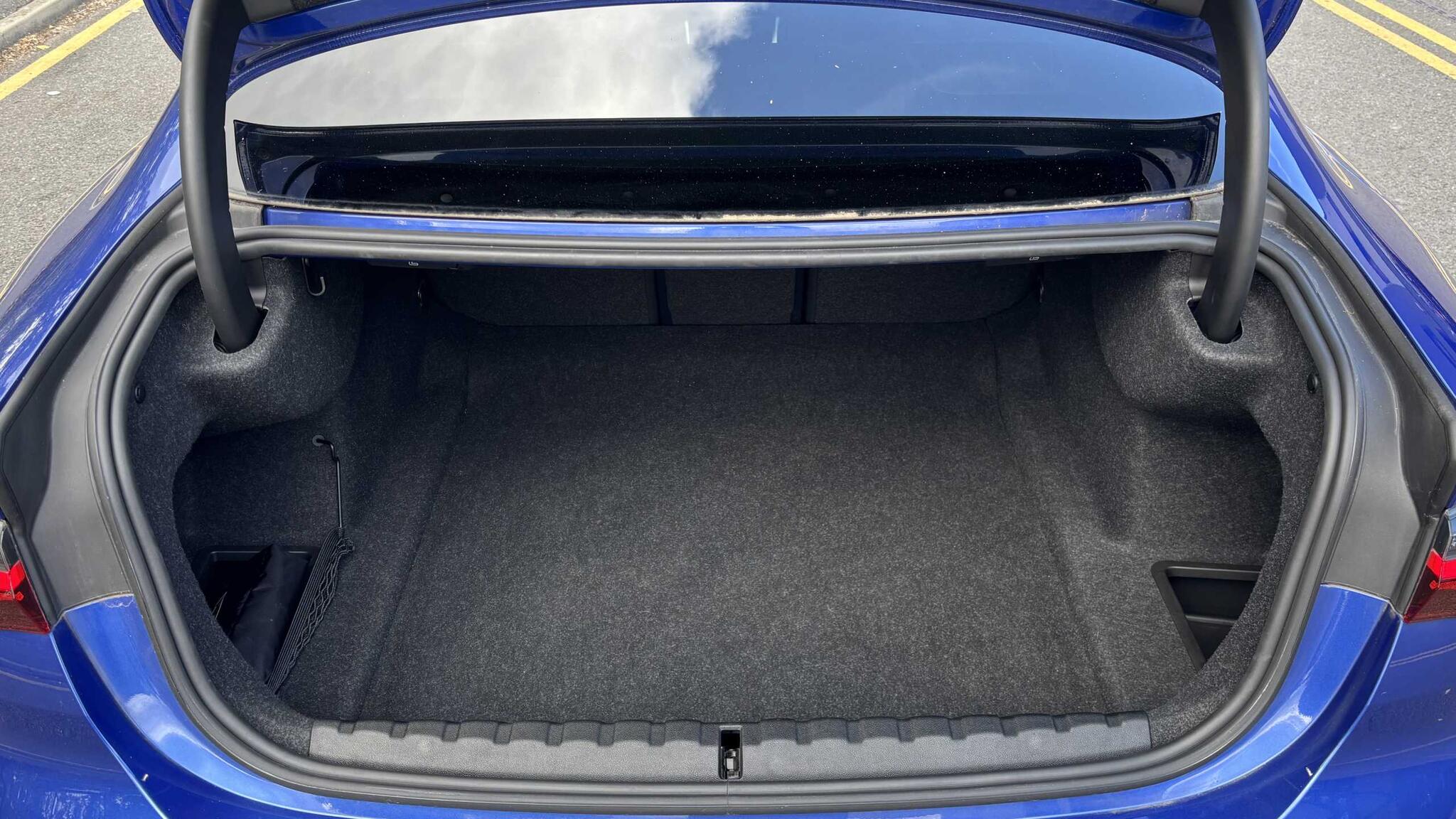 BMW 4 Series view 18