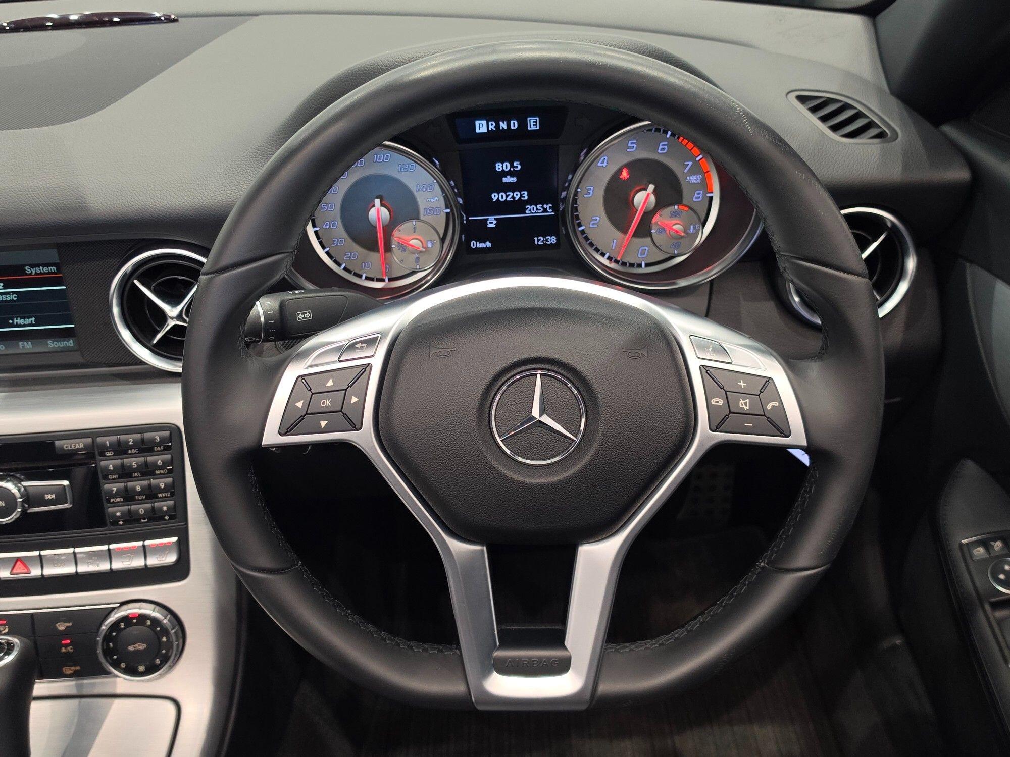 Mercedes-Benz SLK view 24