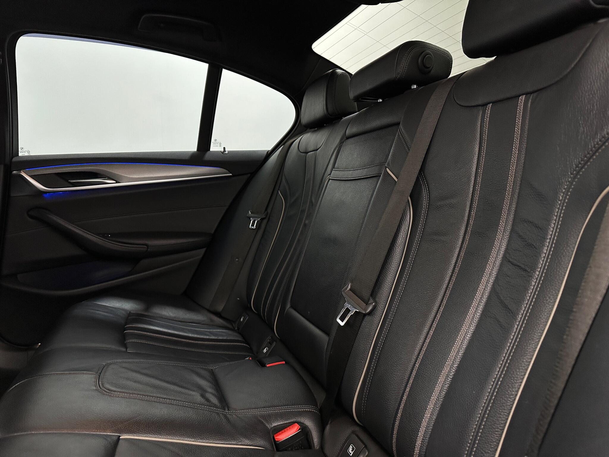 BMW 5 Series view 41
