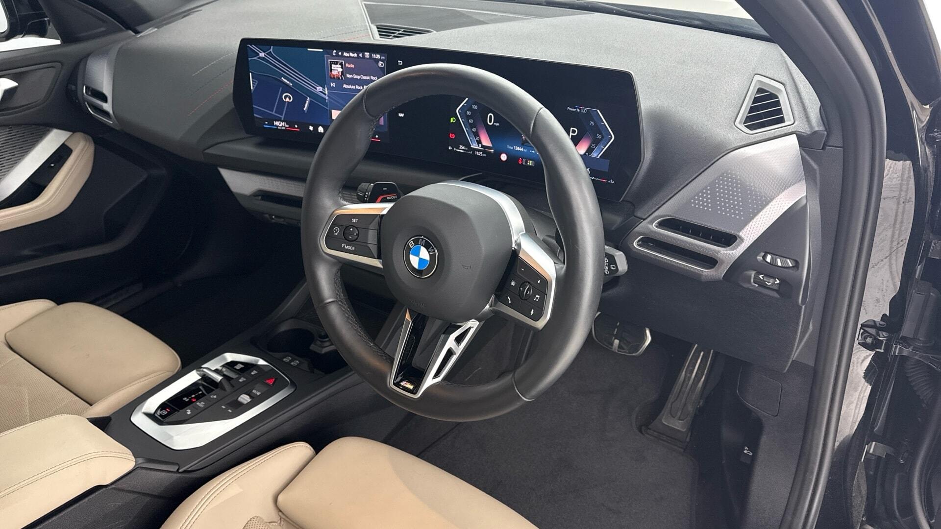 BMW 1 Series view 6