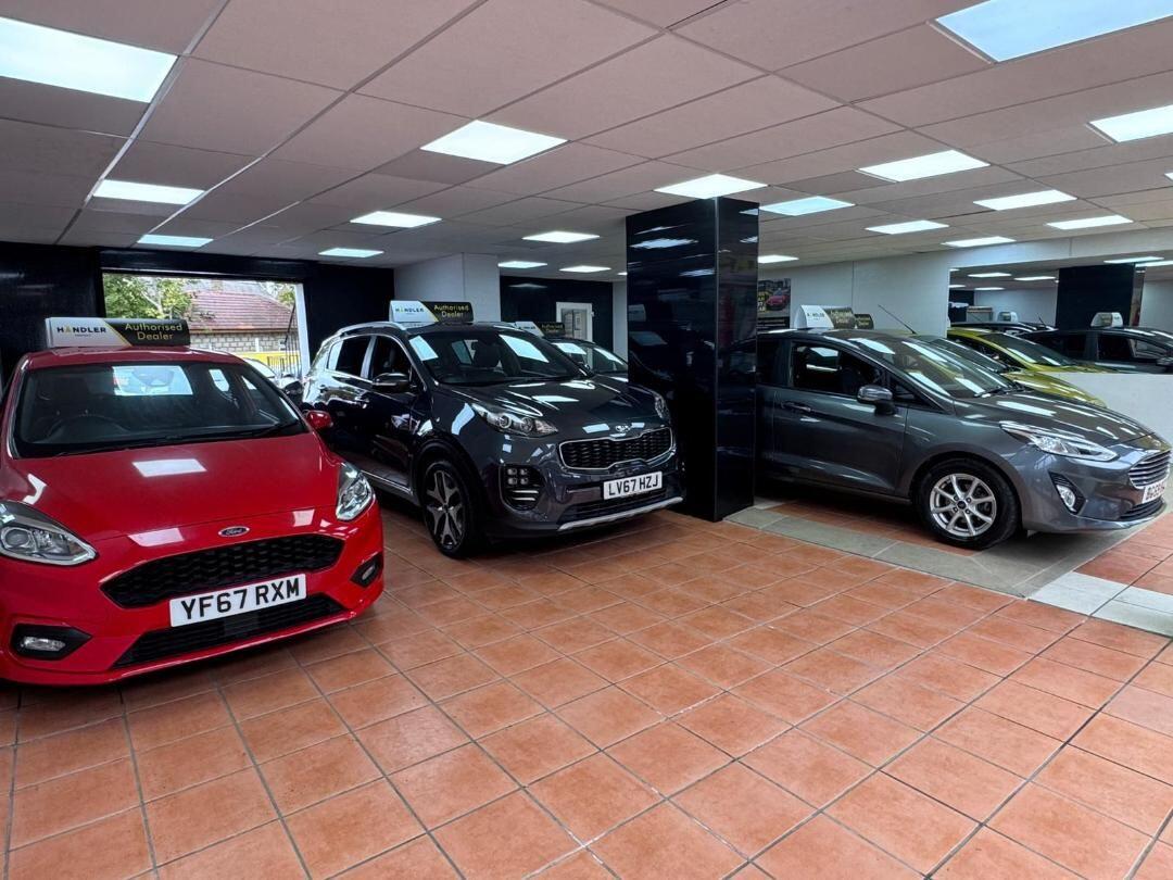 2021 Renault Captur 1.3 TCe Iconic EDC Euro 6 (s/s) 5dr • 36,000 miles image 28