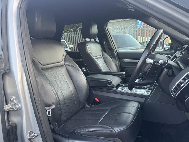Land Rover Discovery 3 view 35