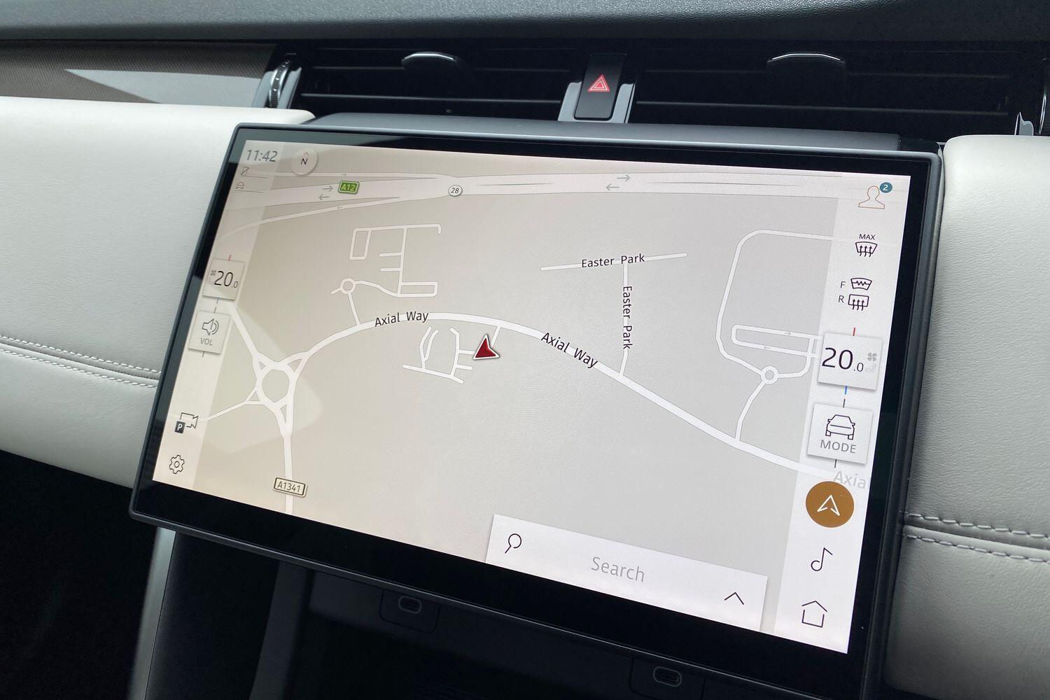 Land Rover Discovery Sport view 25