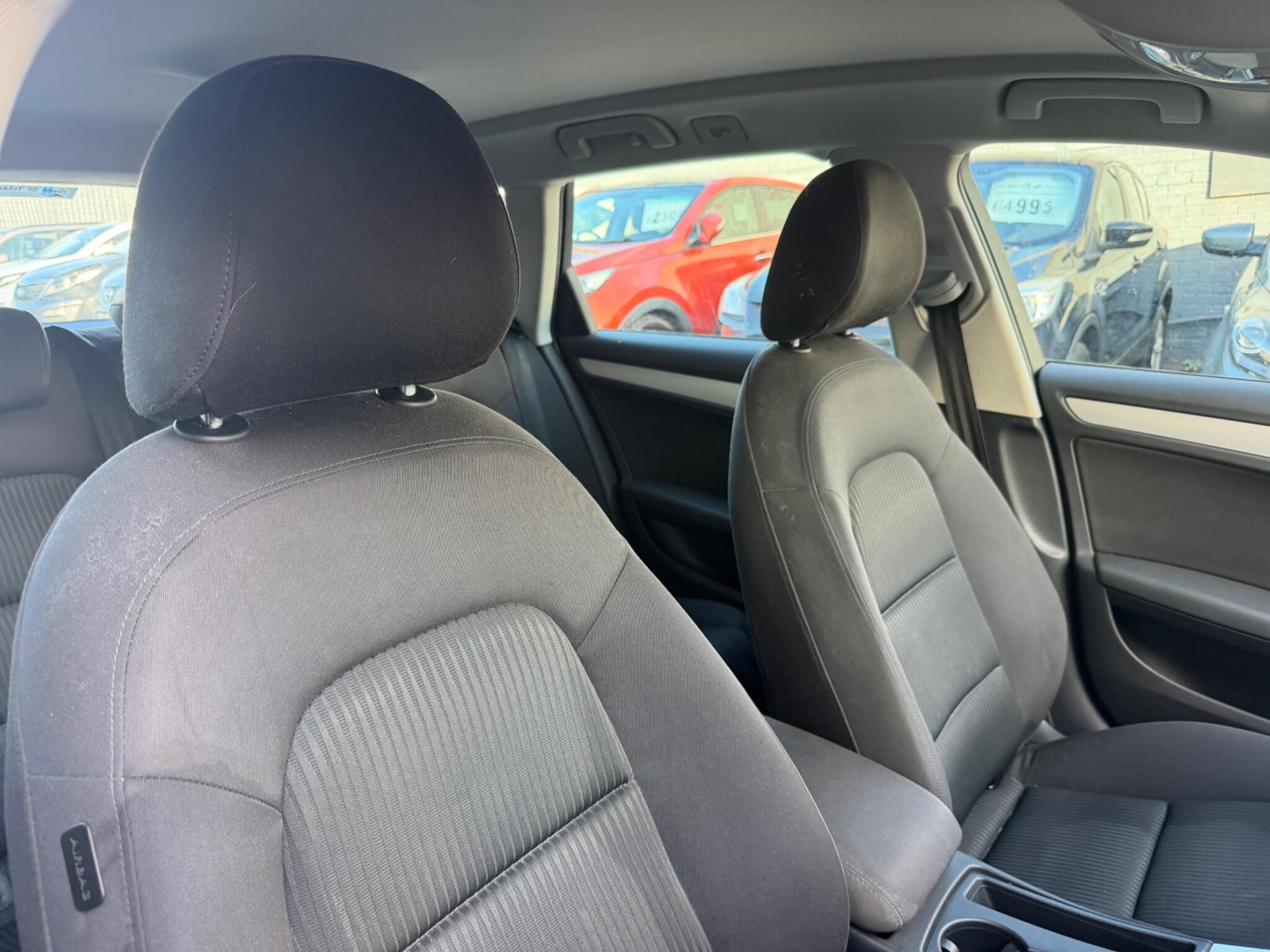 Audi A4 view 12