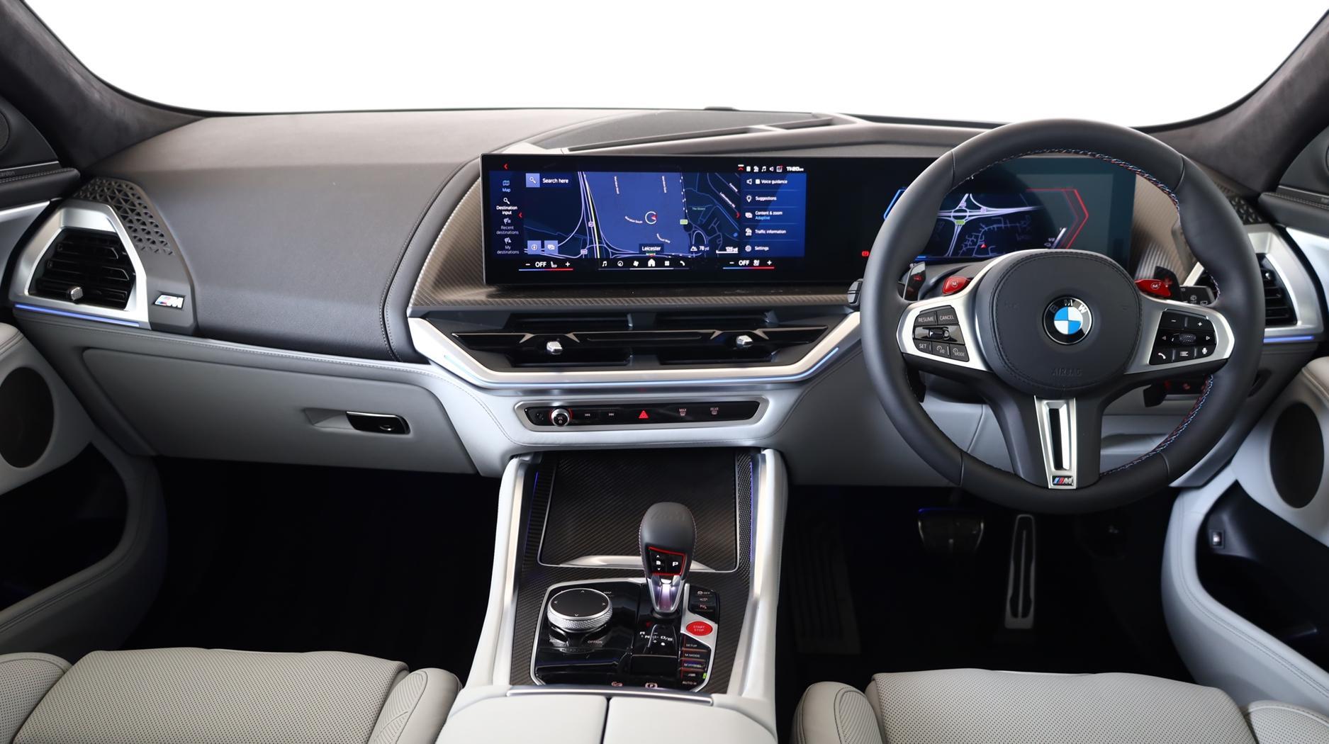 BMW XM view 4