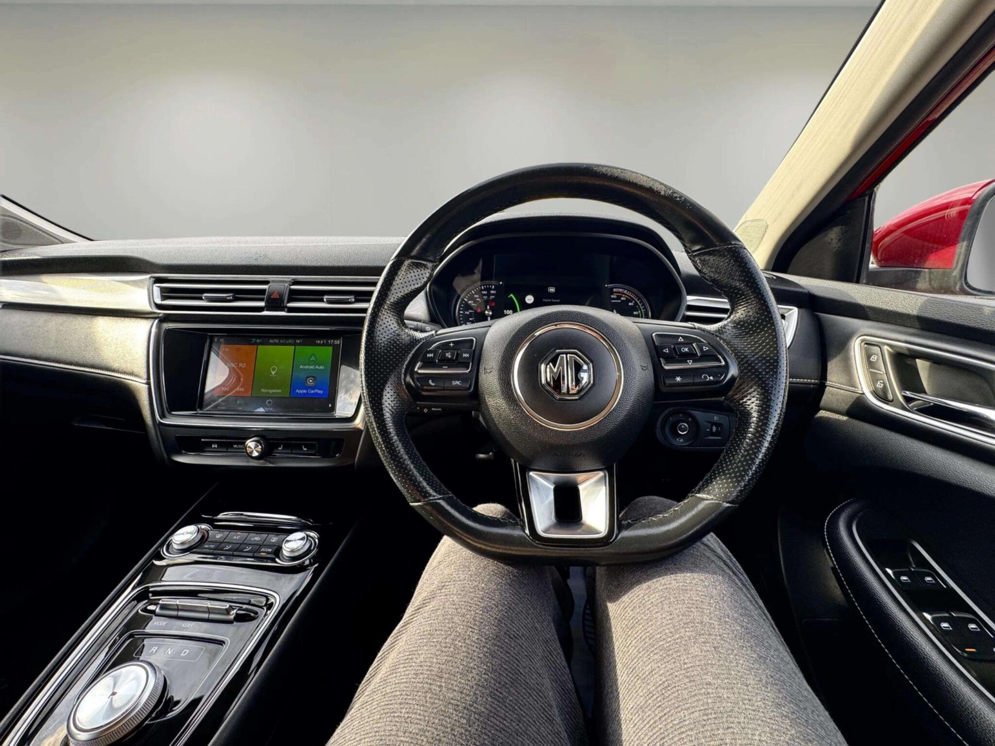 MG MG5 view 37