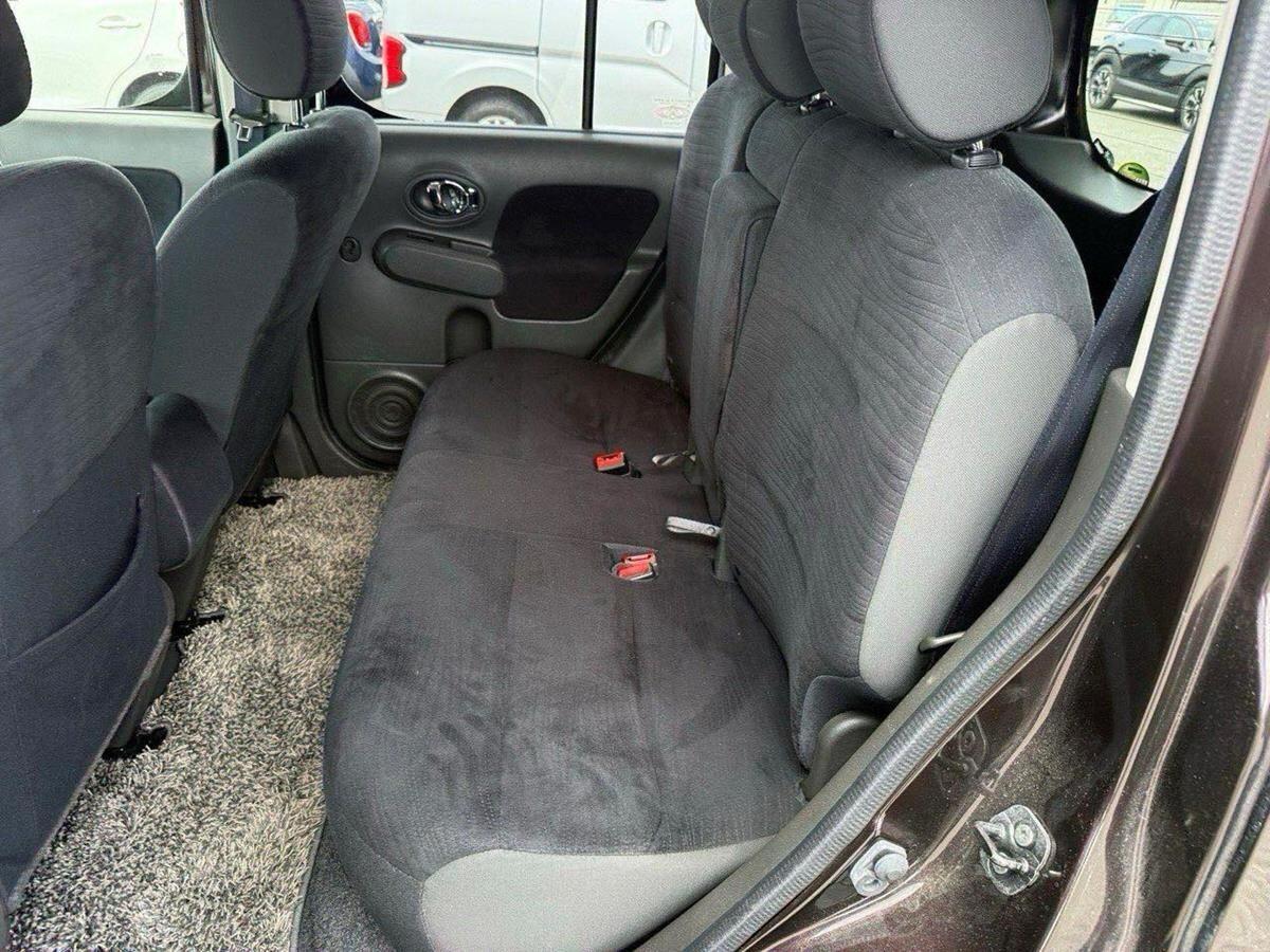 Nissan Cube view 15