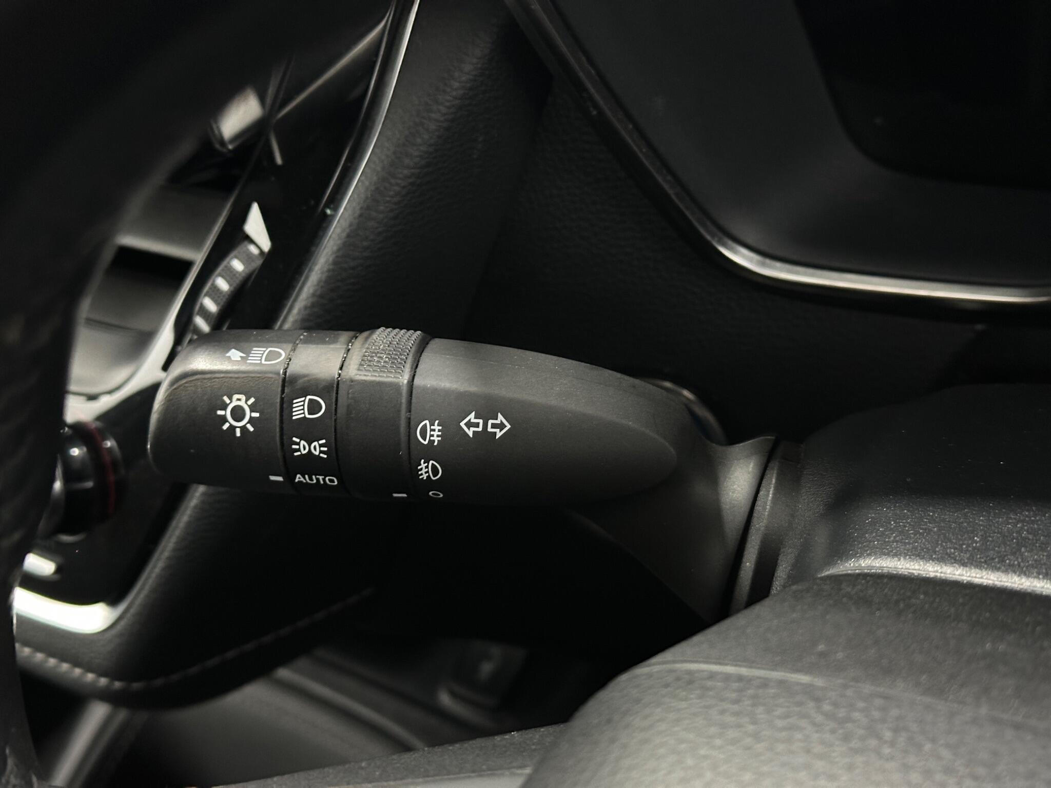 Toyota Corolla view 14