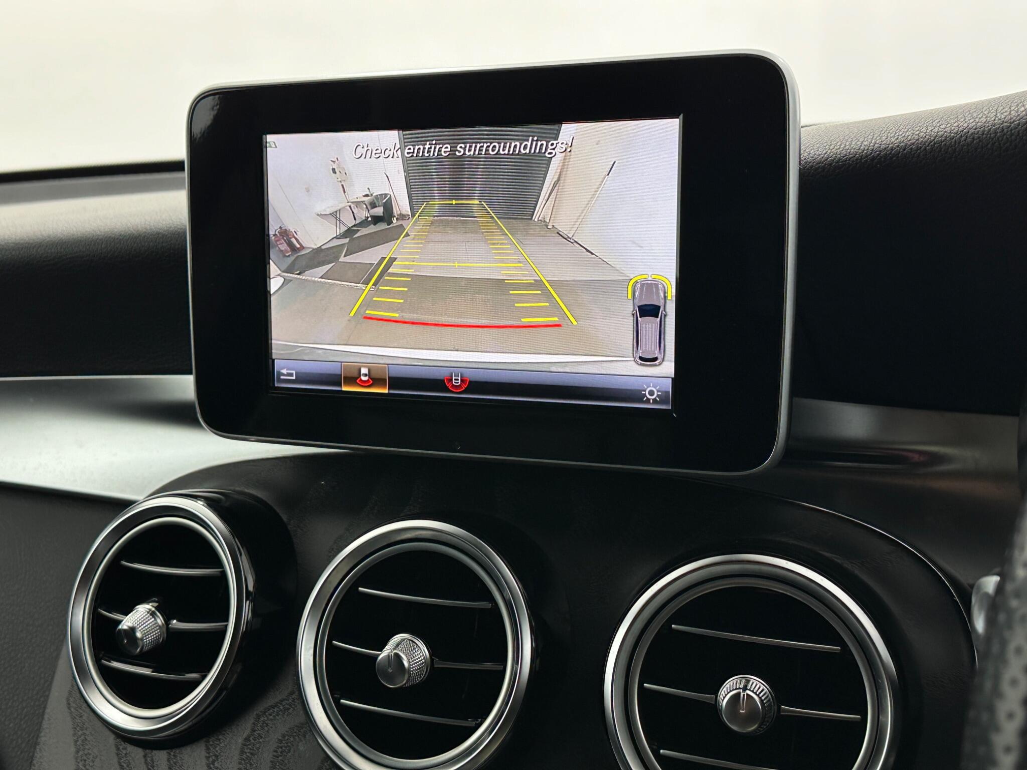 Mercedes-Benz GLC view 25