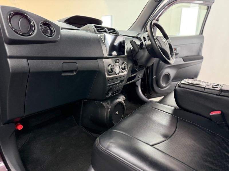 2012 Toyota BB image 20