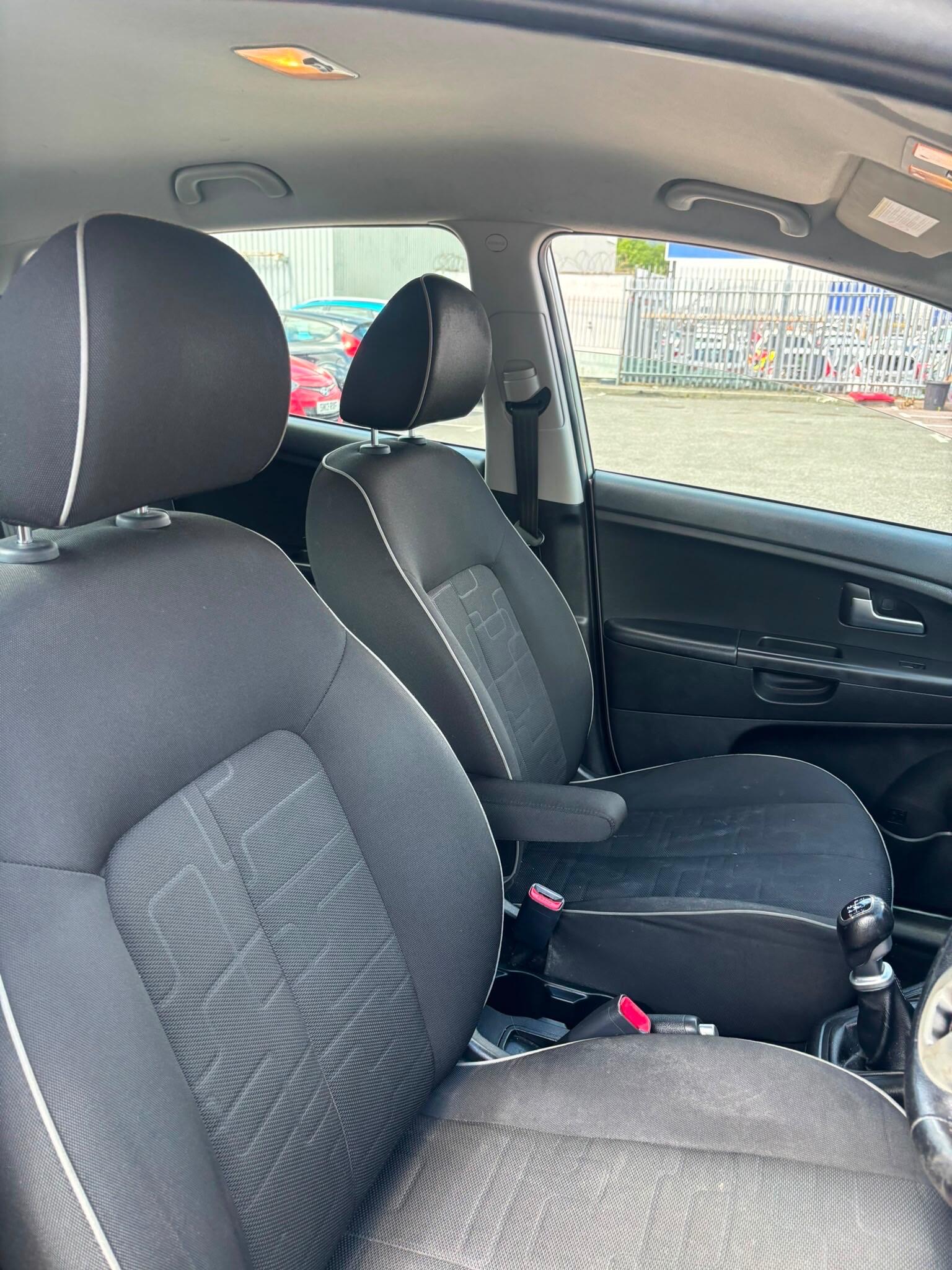 Kia Venga view 26