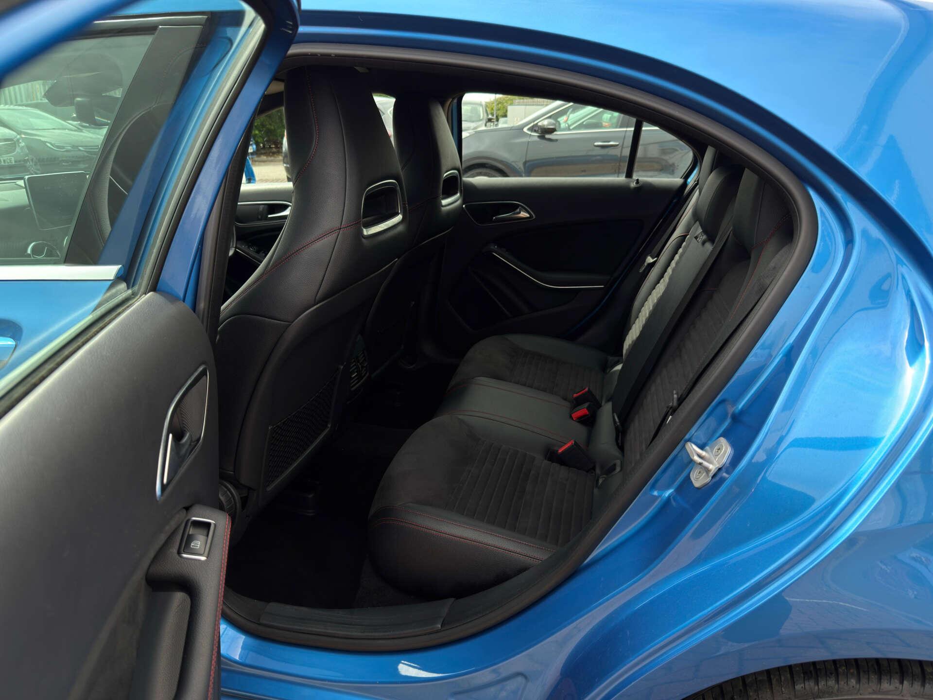 Mercedes-Benz A Class view 39