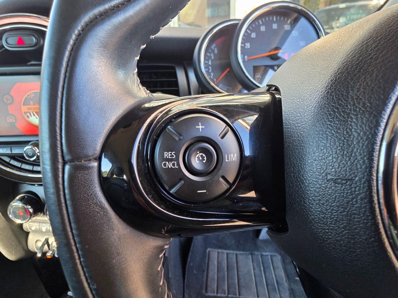 Mini Cooper view 53