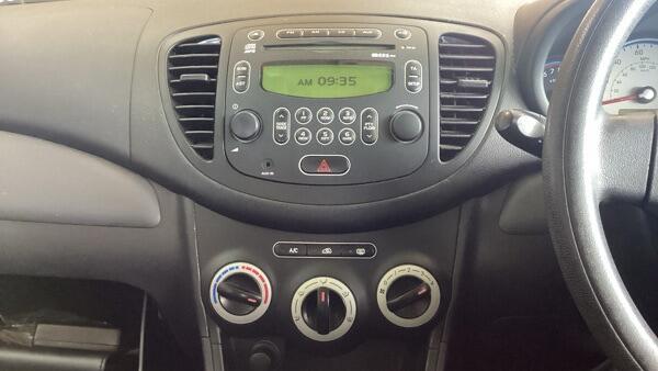 Hyundai i10 view 11